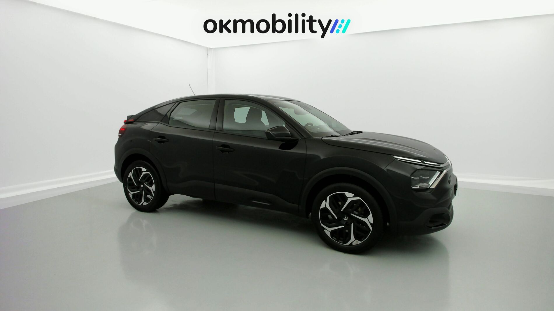 citroen c4 shine 1.2 PURETECH 130 EAT 2023 negro perla nera 2