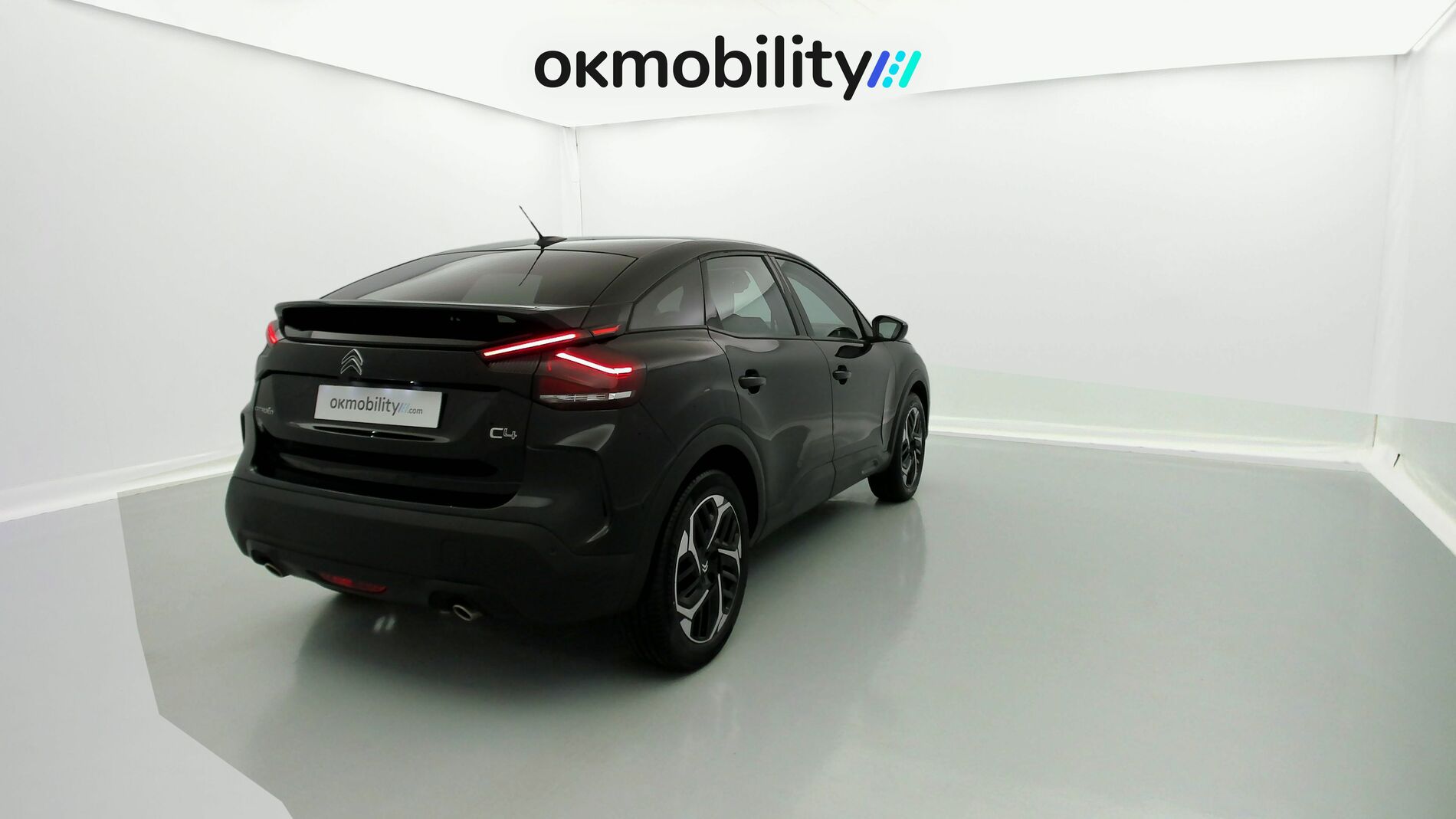 citroen c4 shine 1.2 PURETECH 130 EAT 2023 negro perla nera 11