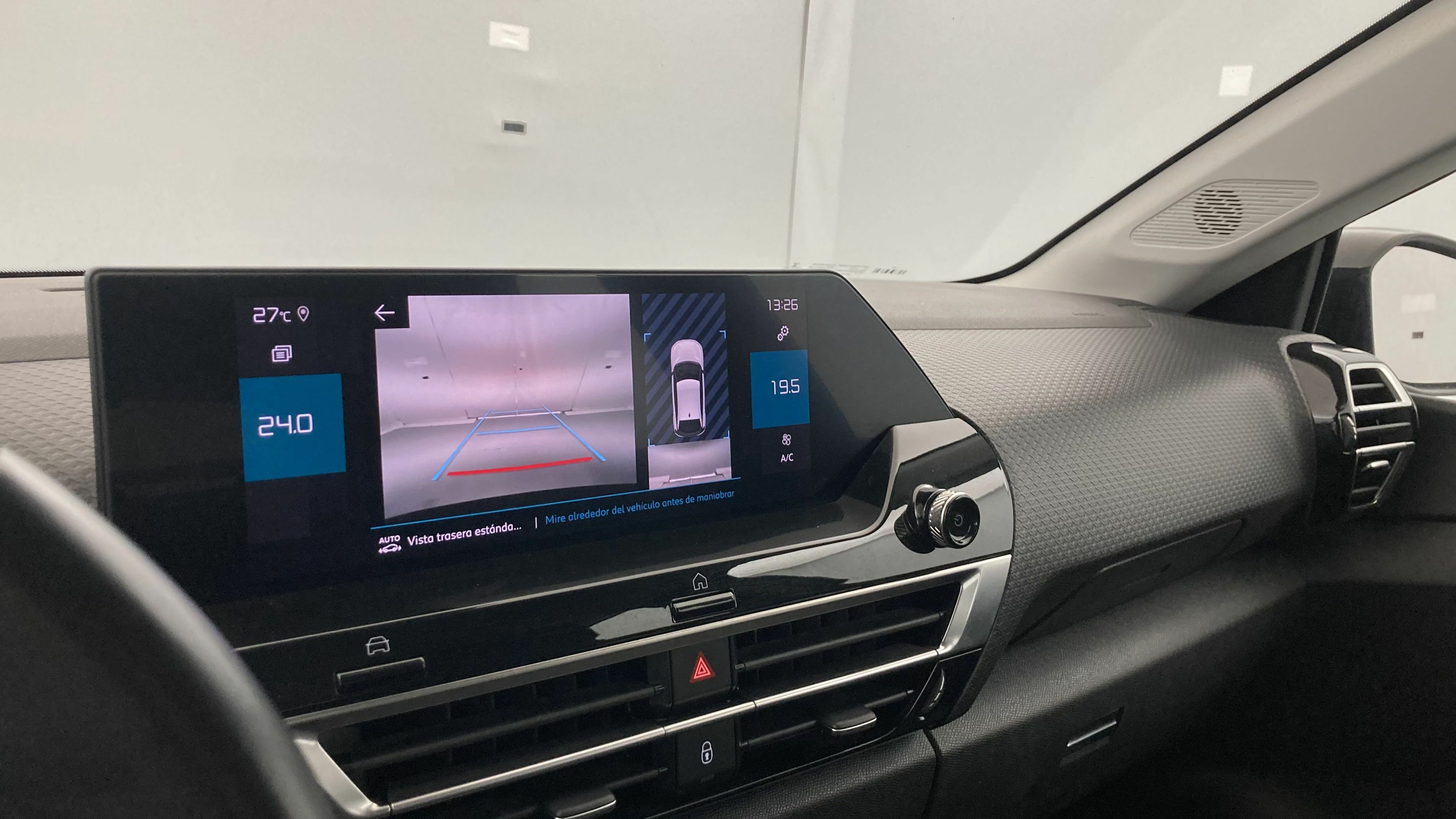 citroen c4 shine 1.2 PURETECH 130 EAT 2023 negro perla nera 19