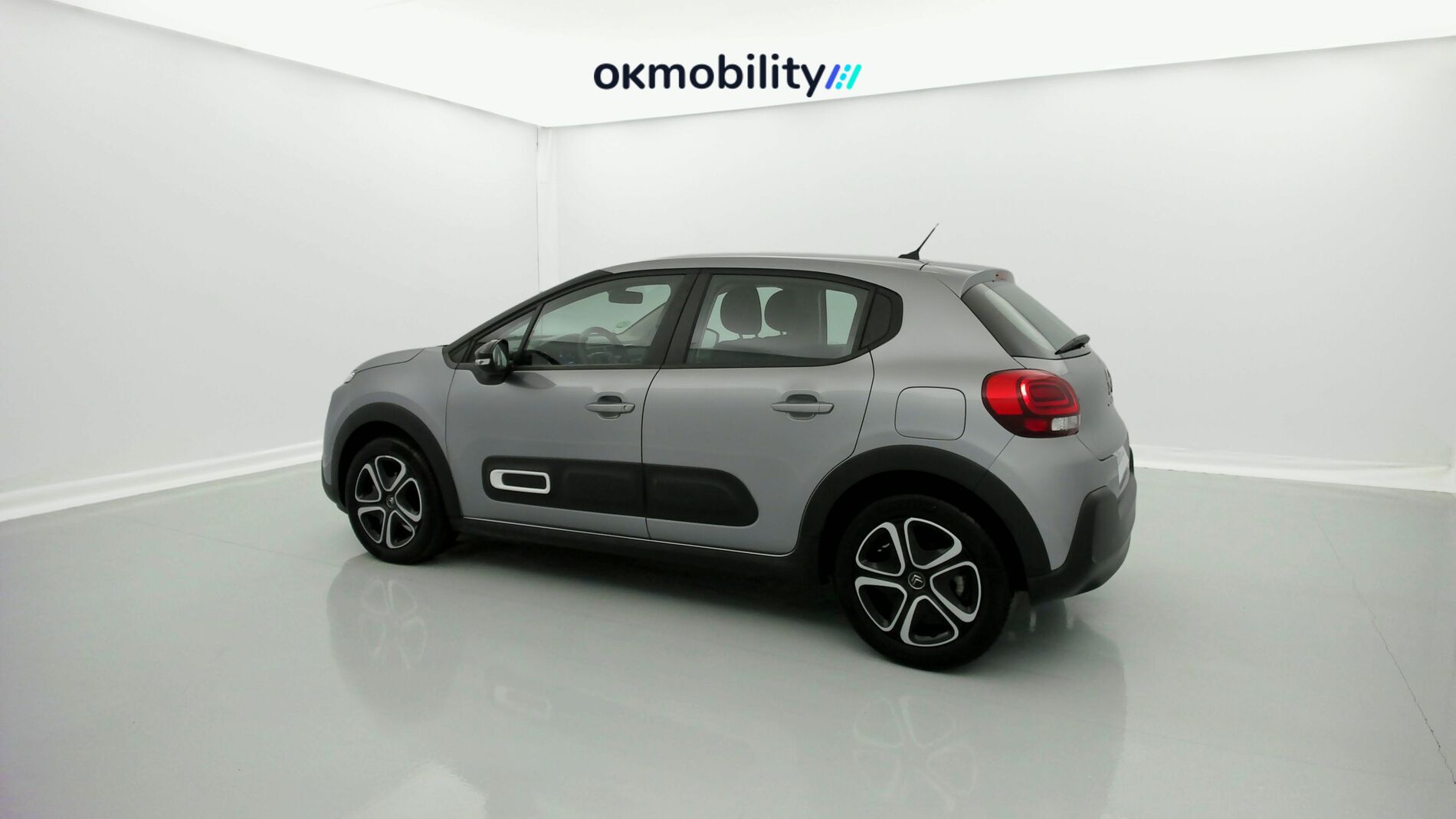 citroen c3 origin plus 1.5 BLUEHDI 100 2024 gris acero metalizado 4
