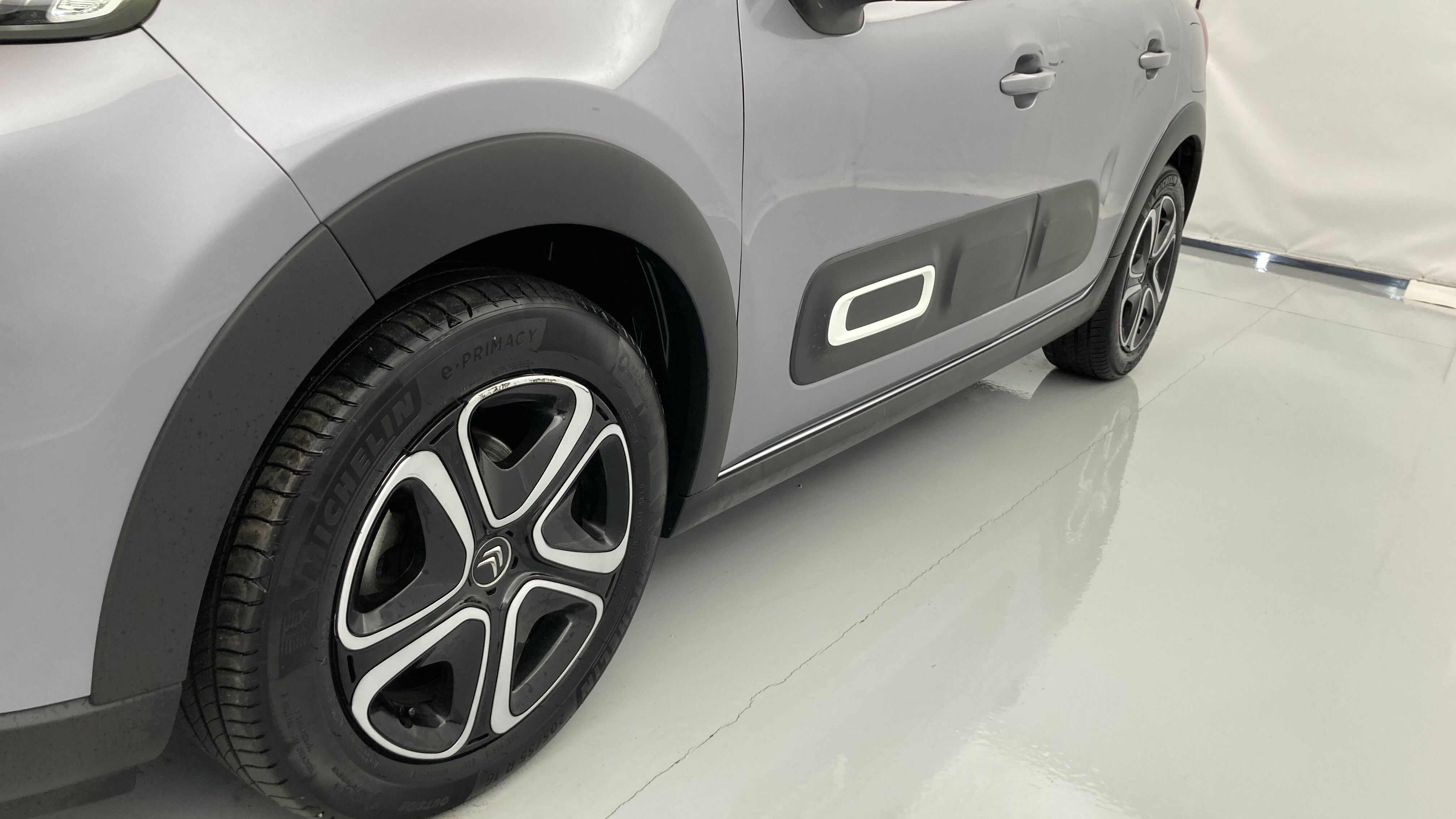 citroen c3 origin plus 1.5 BLUEHDI 100 2024 gris acero metalizado 20