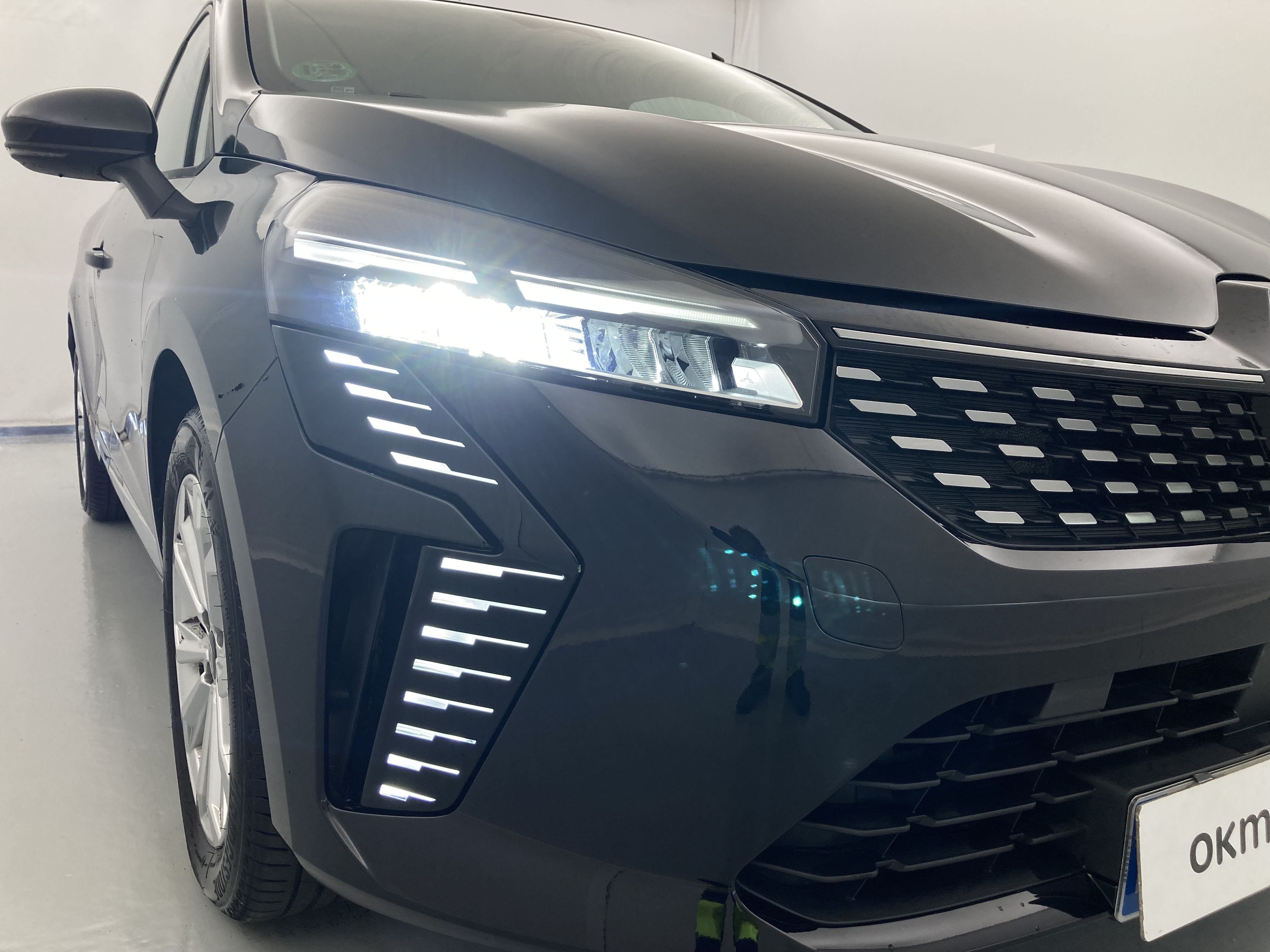 renault clio evolution 1.5 DCI 100 2025 negro brillante 14