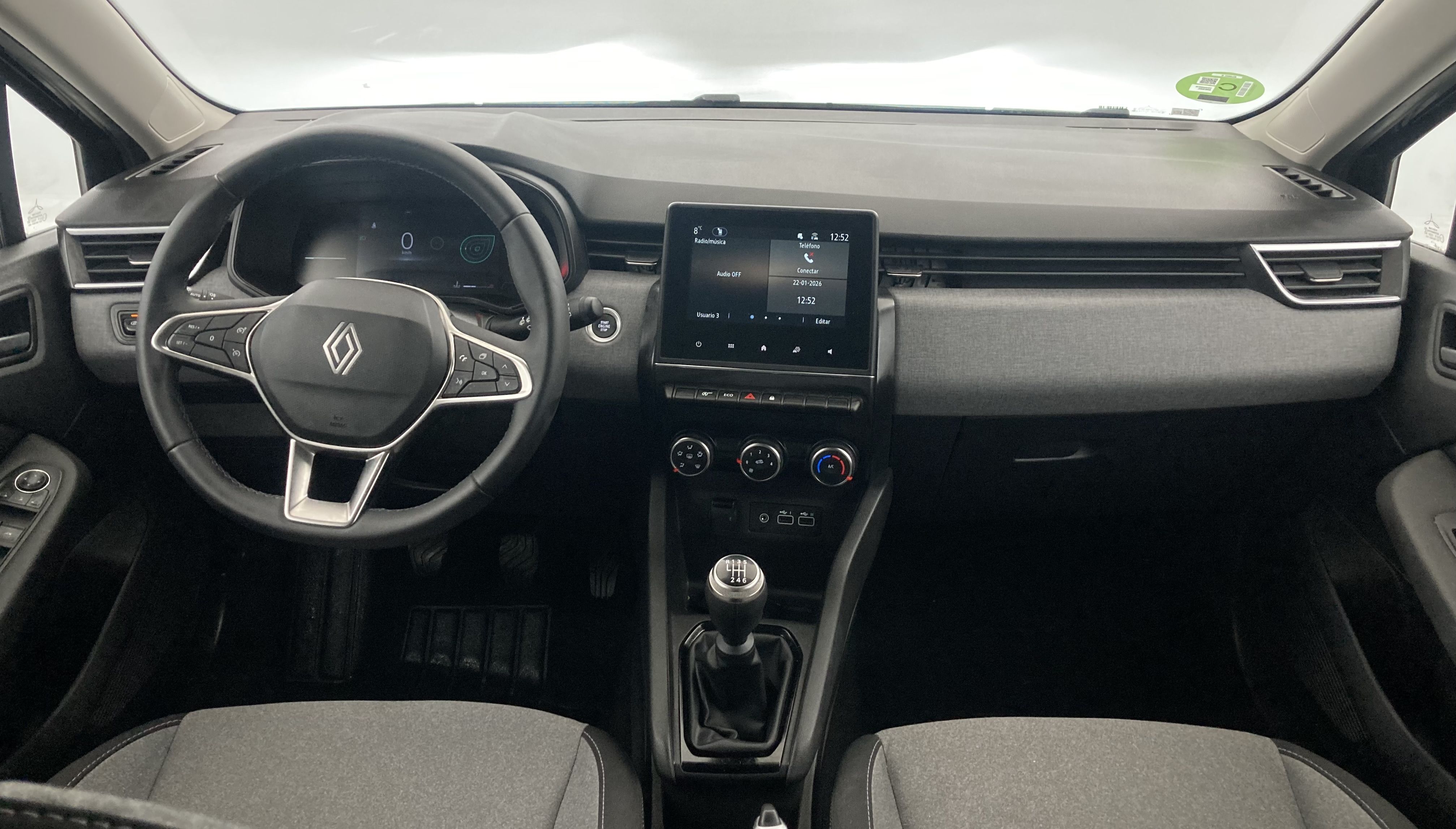 renault clio evolution 1.5 DCI 100 2025 negro brillante 28