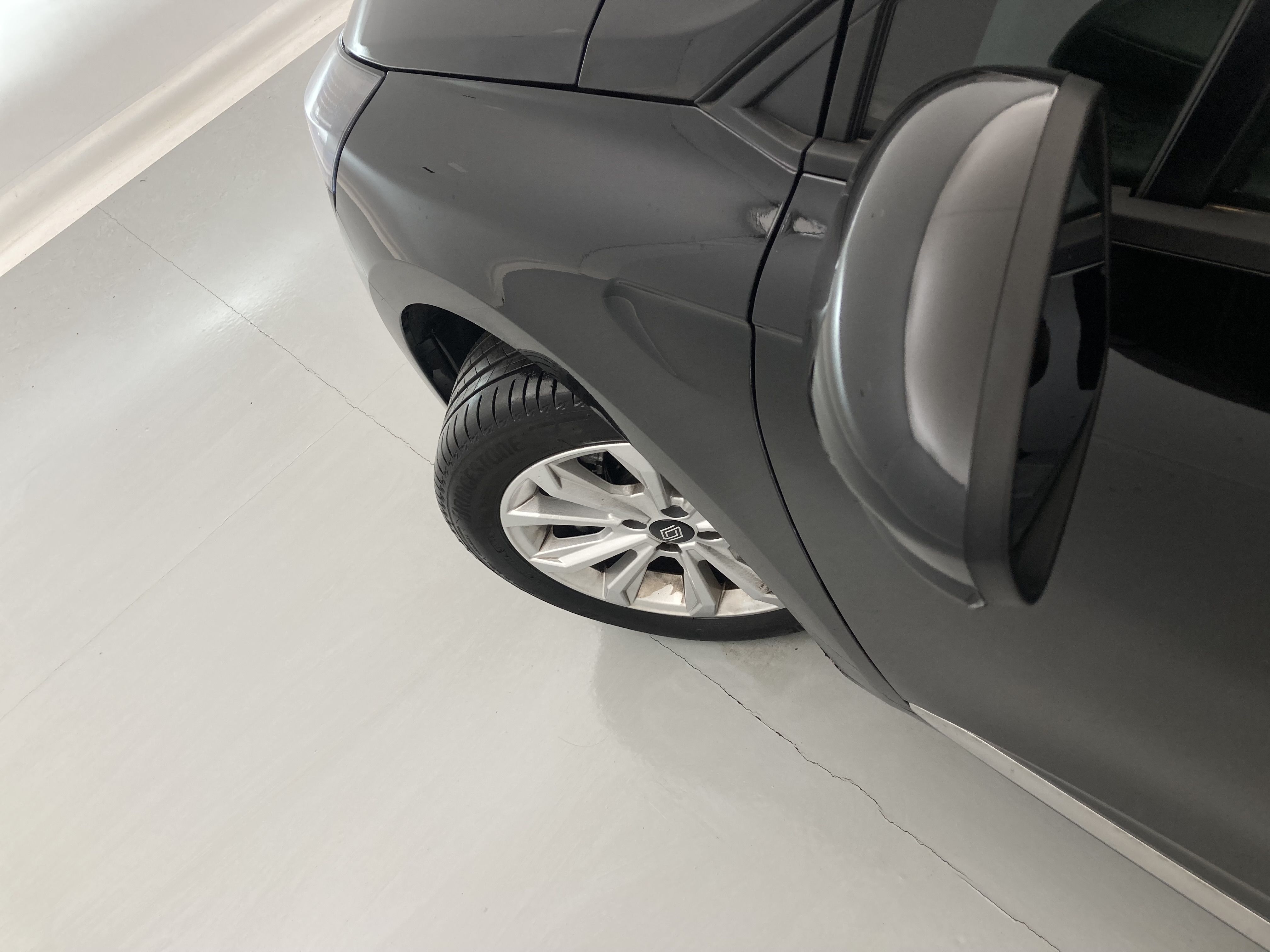 renault clio evolution 1.5 DCI 100 2025 negro brillante 29