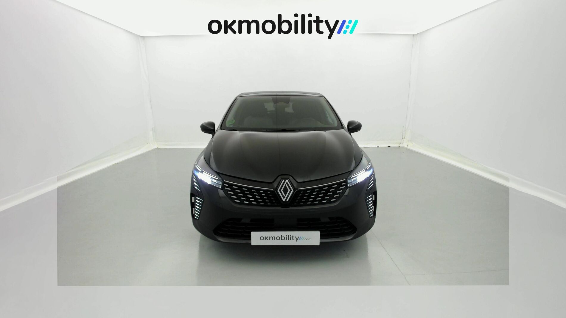 renault clio evolution 1.5 DCI 100 2025 negro brillante 3