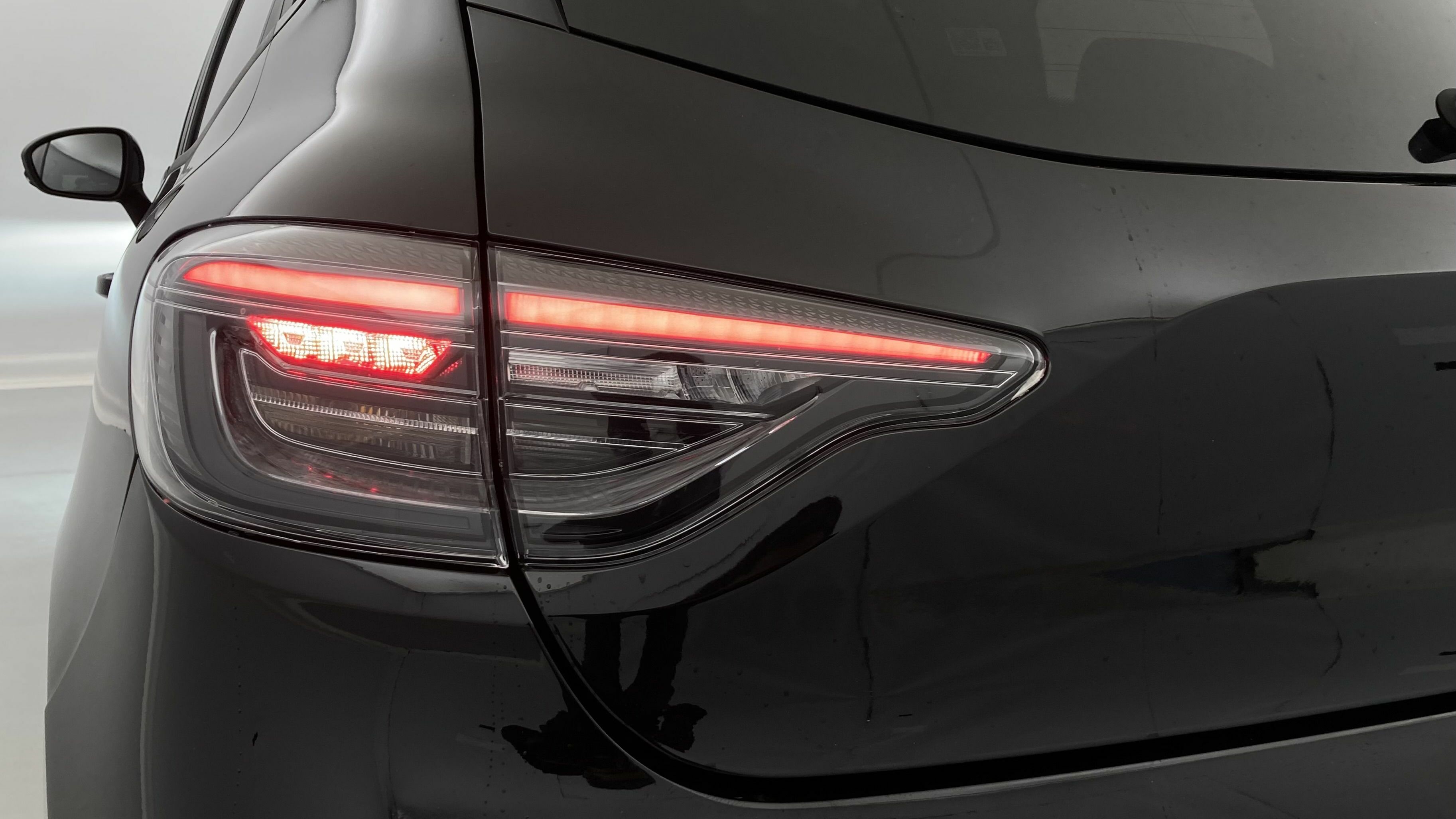 renault clio evolution 1.5 DCI 100 2025 negro brillante 29