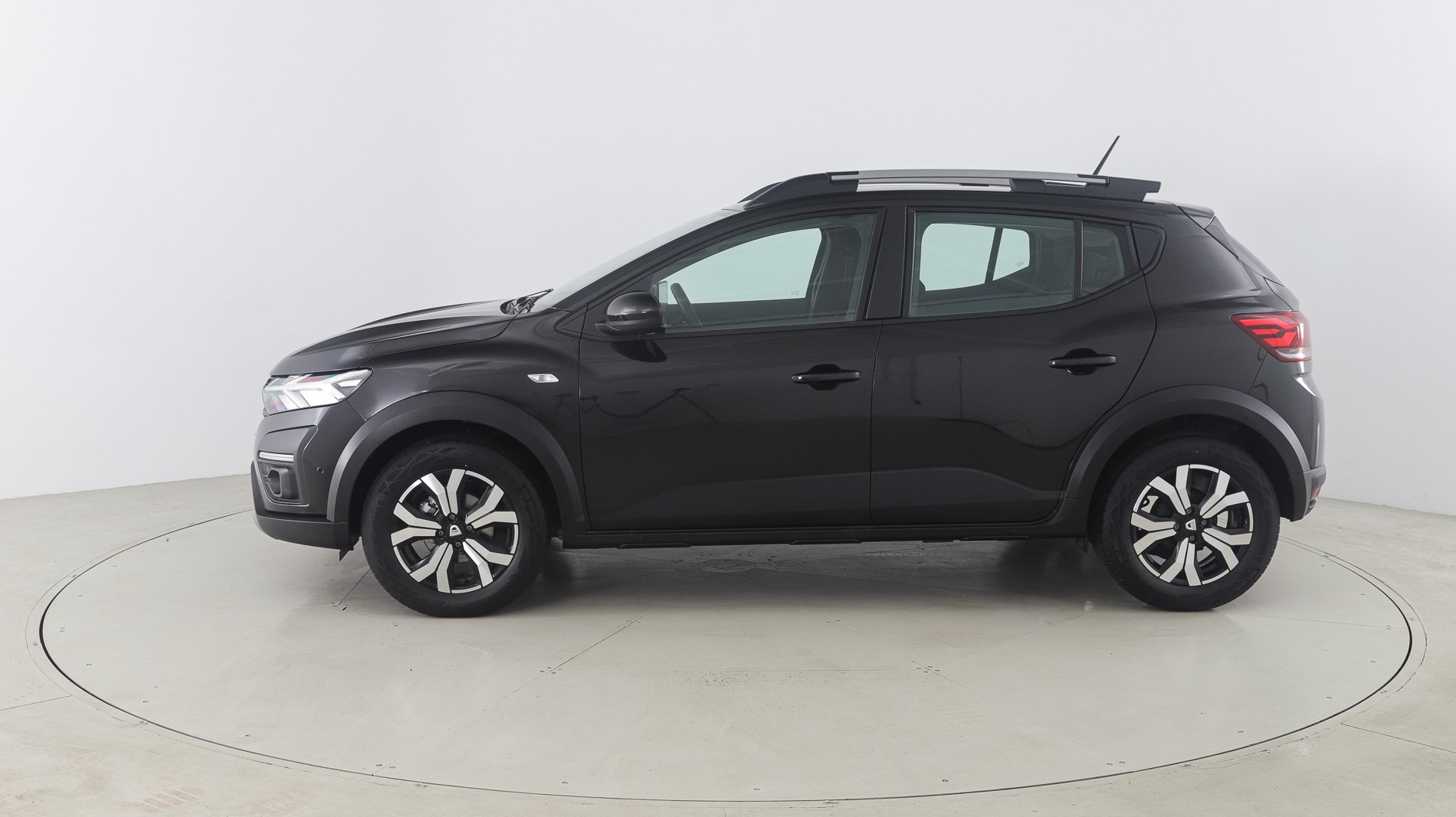 Coche Seminuevo Dacia Sandero Stepway Comfort Tce Negro Nacarado Ok Mobility