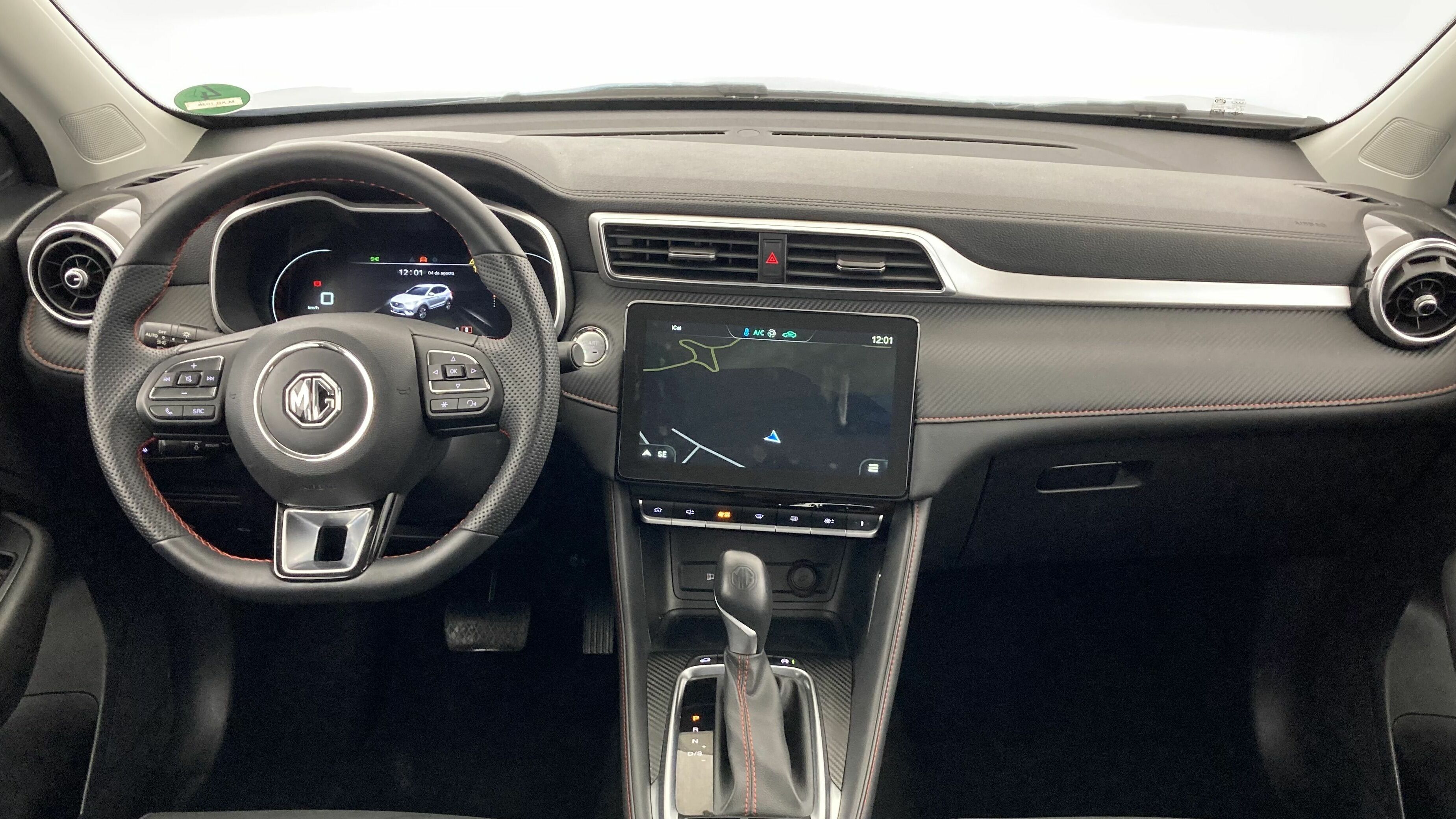 mg zs luxury 1.0 T-GDI 110 AT 2024 pebble black 16