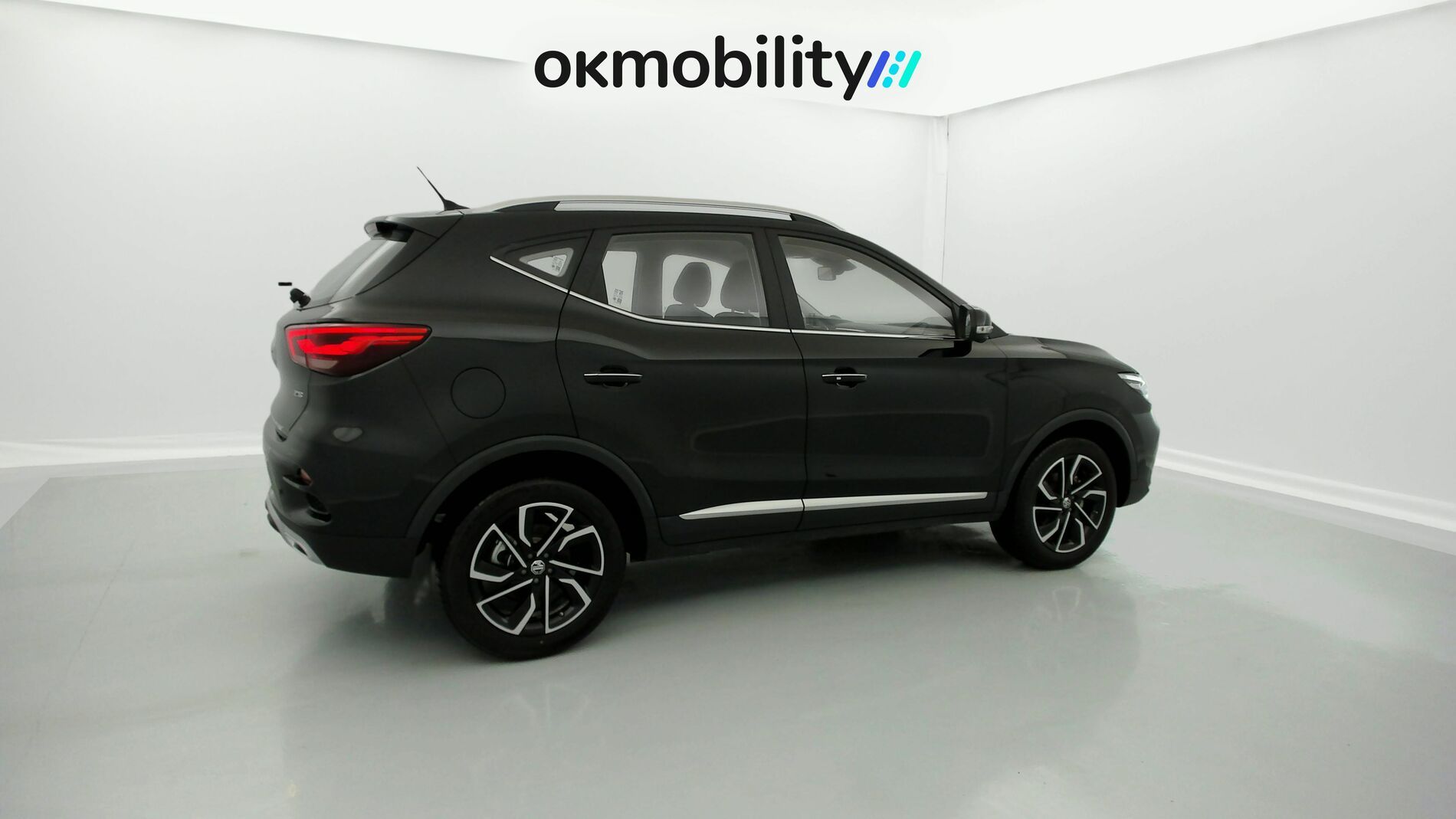 mg zs luxury 1.0 T-GDI 110 AT 2024 pebble black 12