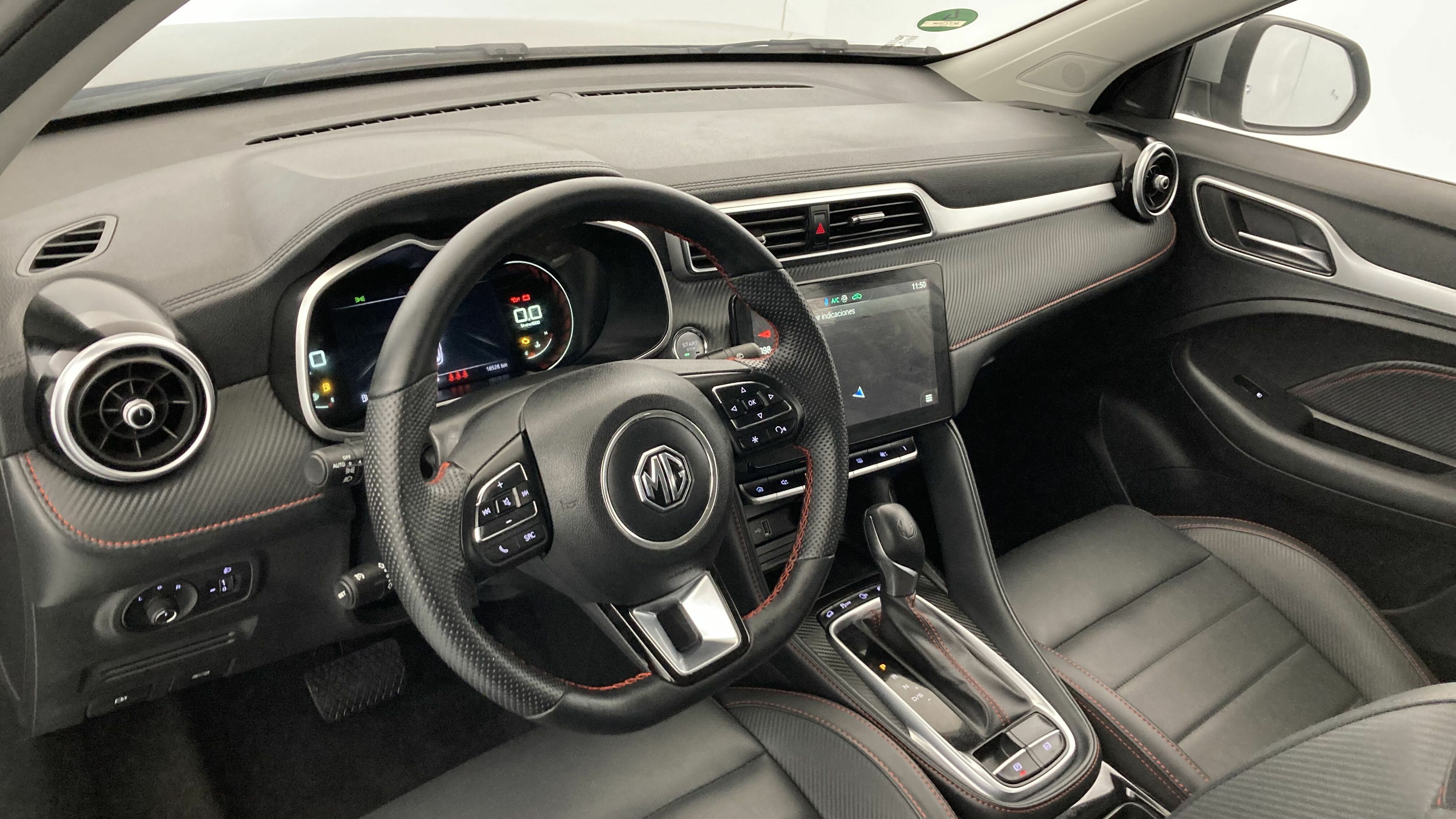 mg zs luxury 1.0 T-GDI 110 AT 2024 cosmic silver 15