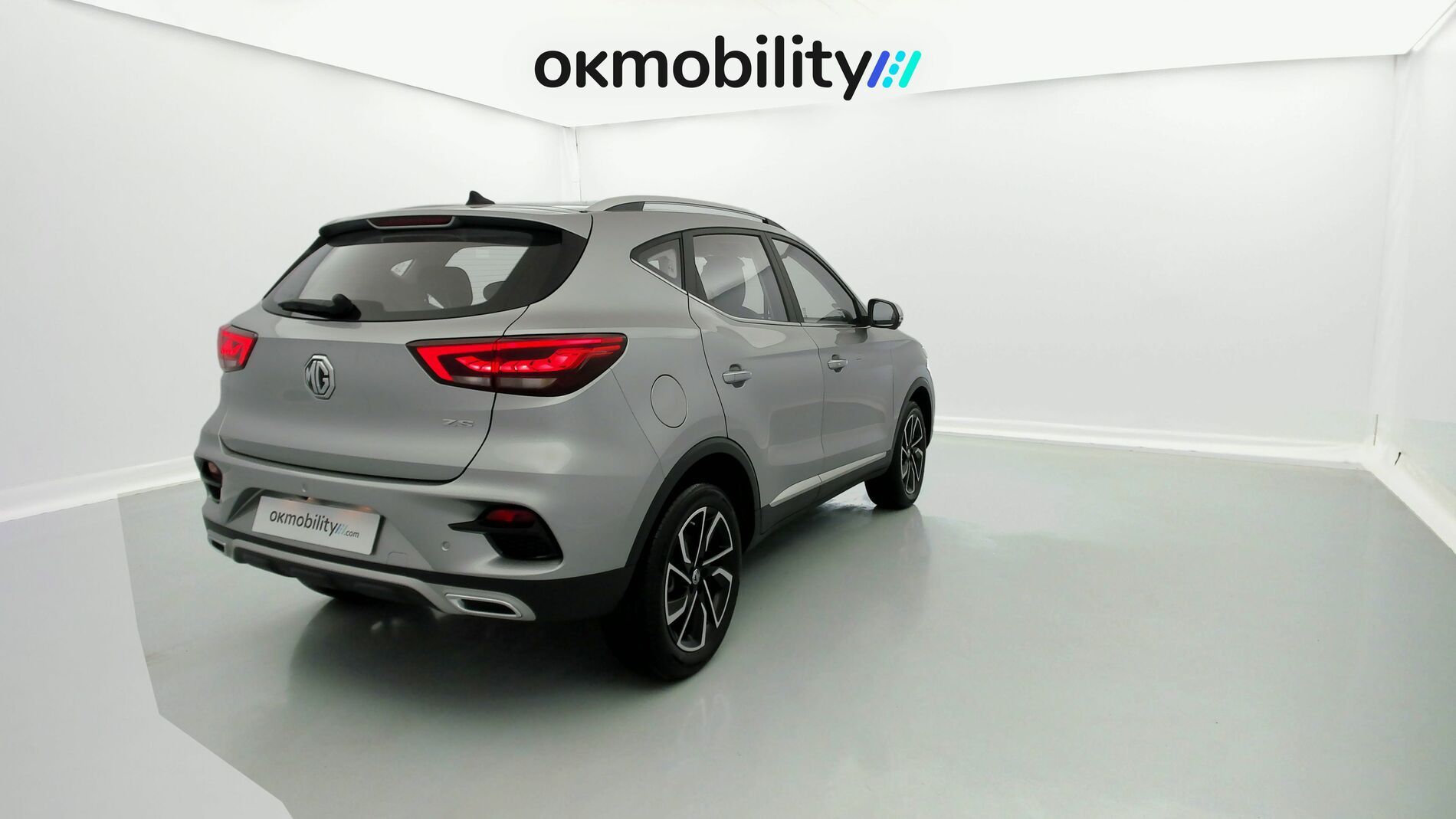 mg zs luxury 1.0 T-GDI 110 AT 2024 cosmic silver 11