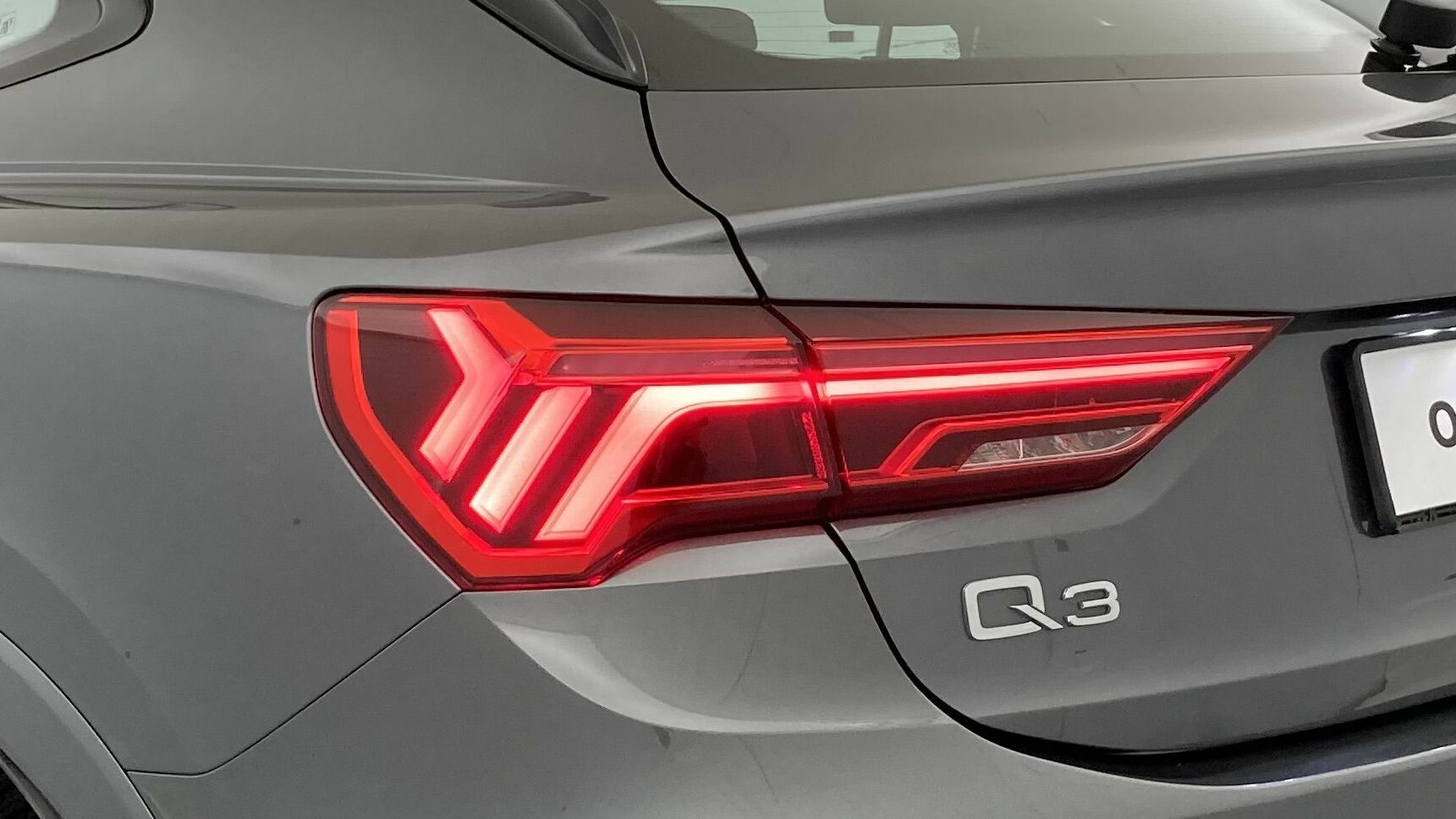 audi q3 sportback s line 40 TDI 204 QUATTRO STRONIC 2024 daytonagrau perleff. 30