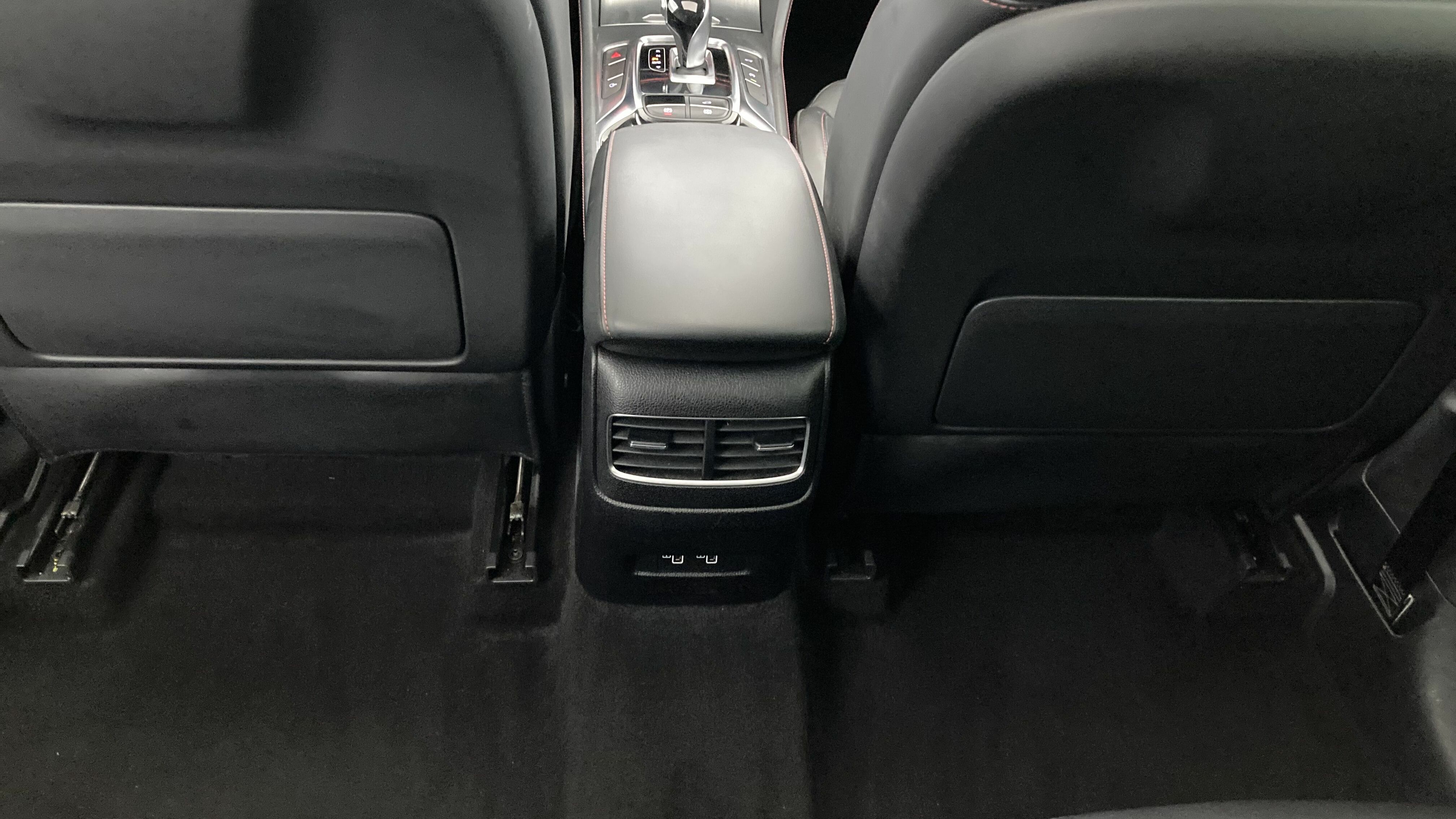 mg hs luxury 1.5 T-GDI 162 AT 2023 pebble black - pbc 22