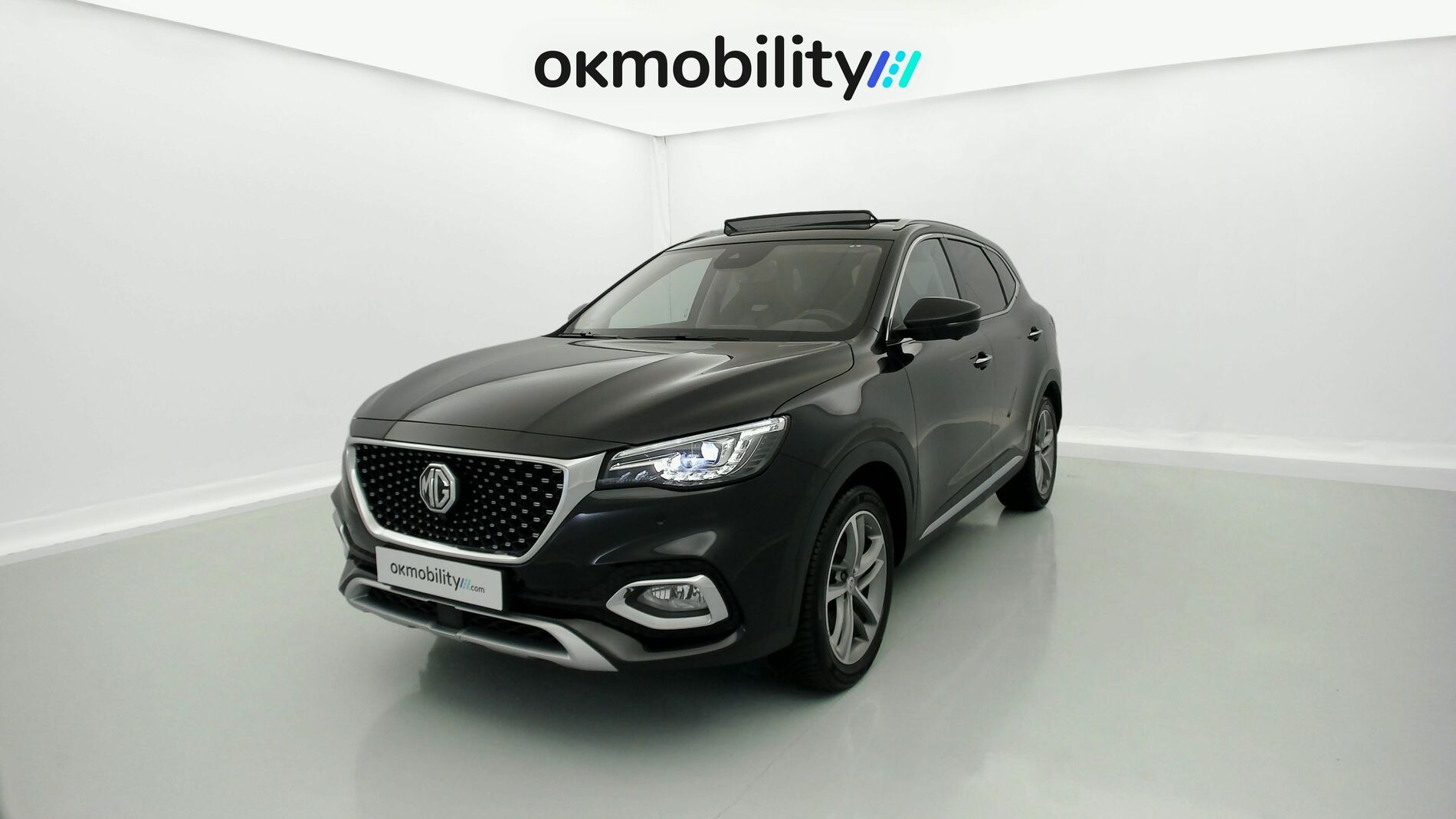 mg hs luxury 1.5 T-GDI 162 AT 2023 pebble black - pbc 1