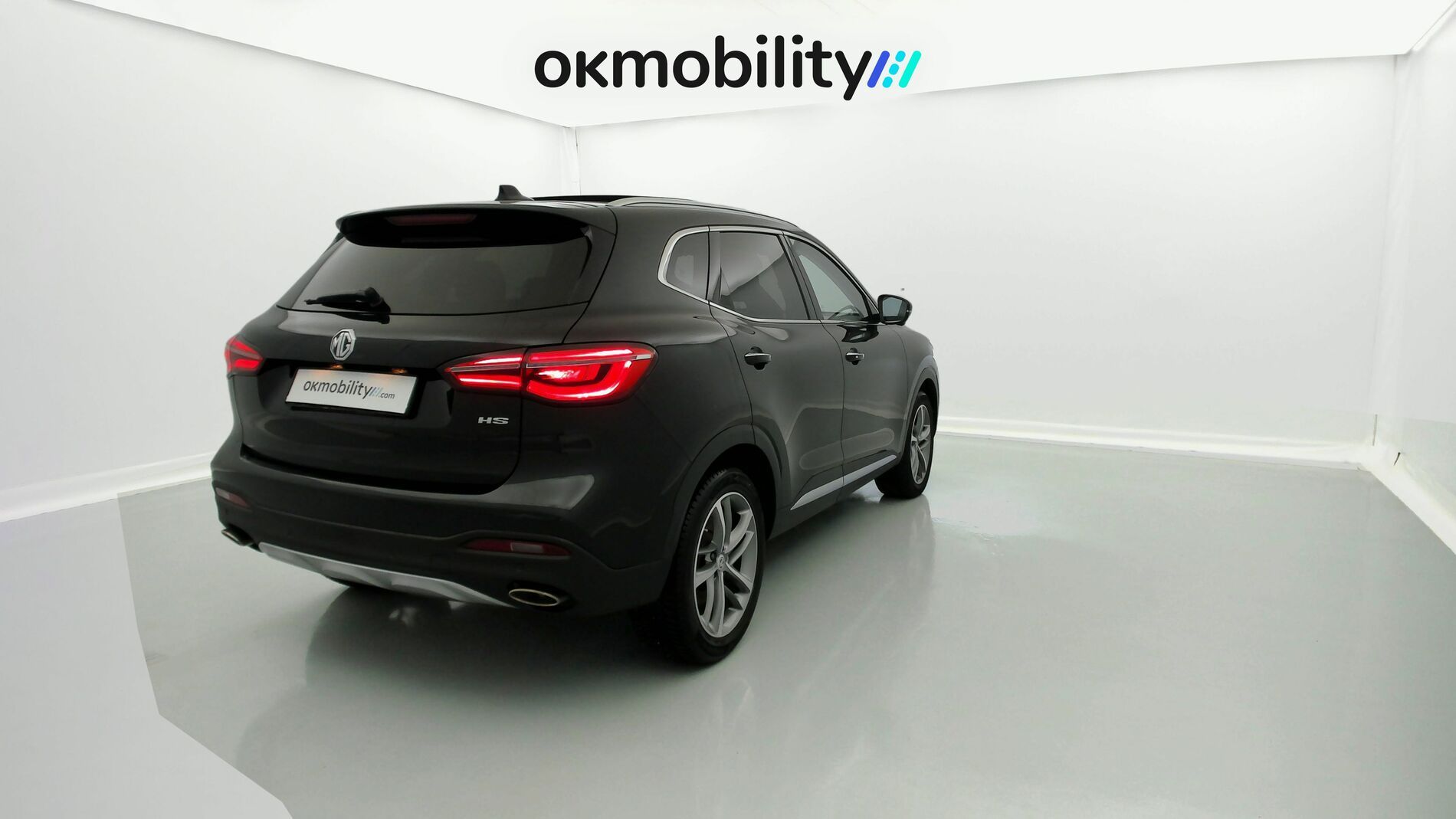 mg hs luxury 1.5 T-GDI 162 AT 2023 pebble black - pbc 11