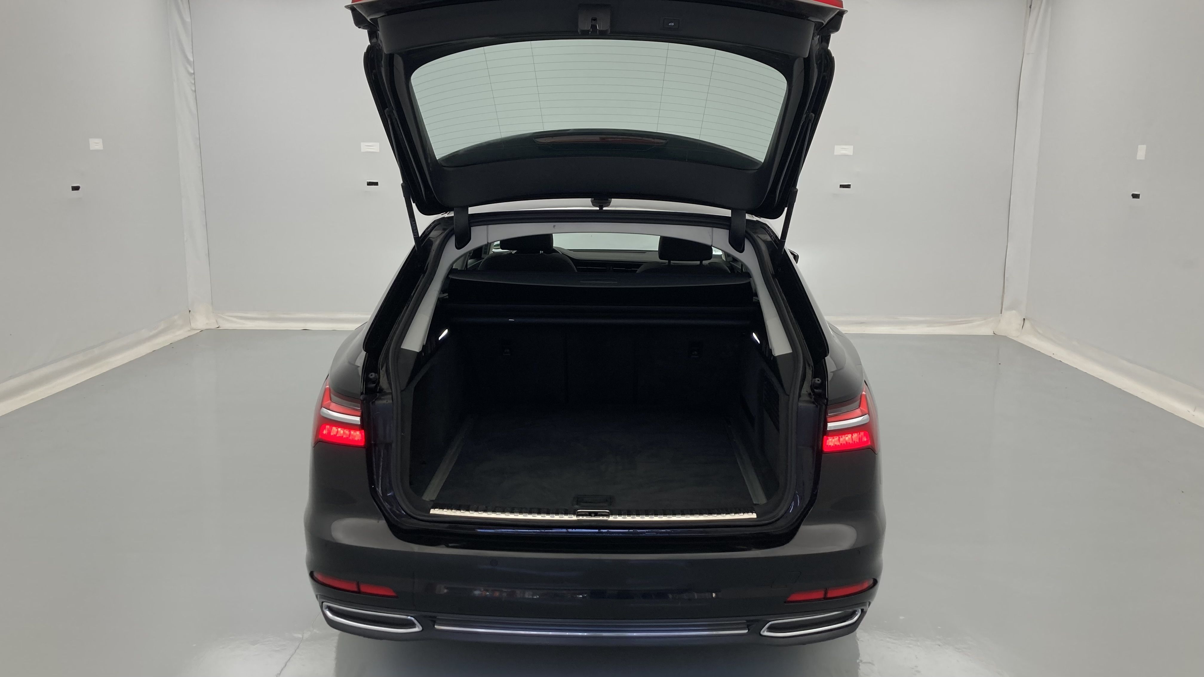 audi a6 avant business 40 TDI 204 STRONIC 2022 negro mitos metalizado 22