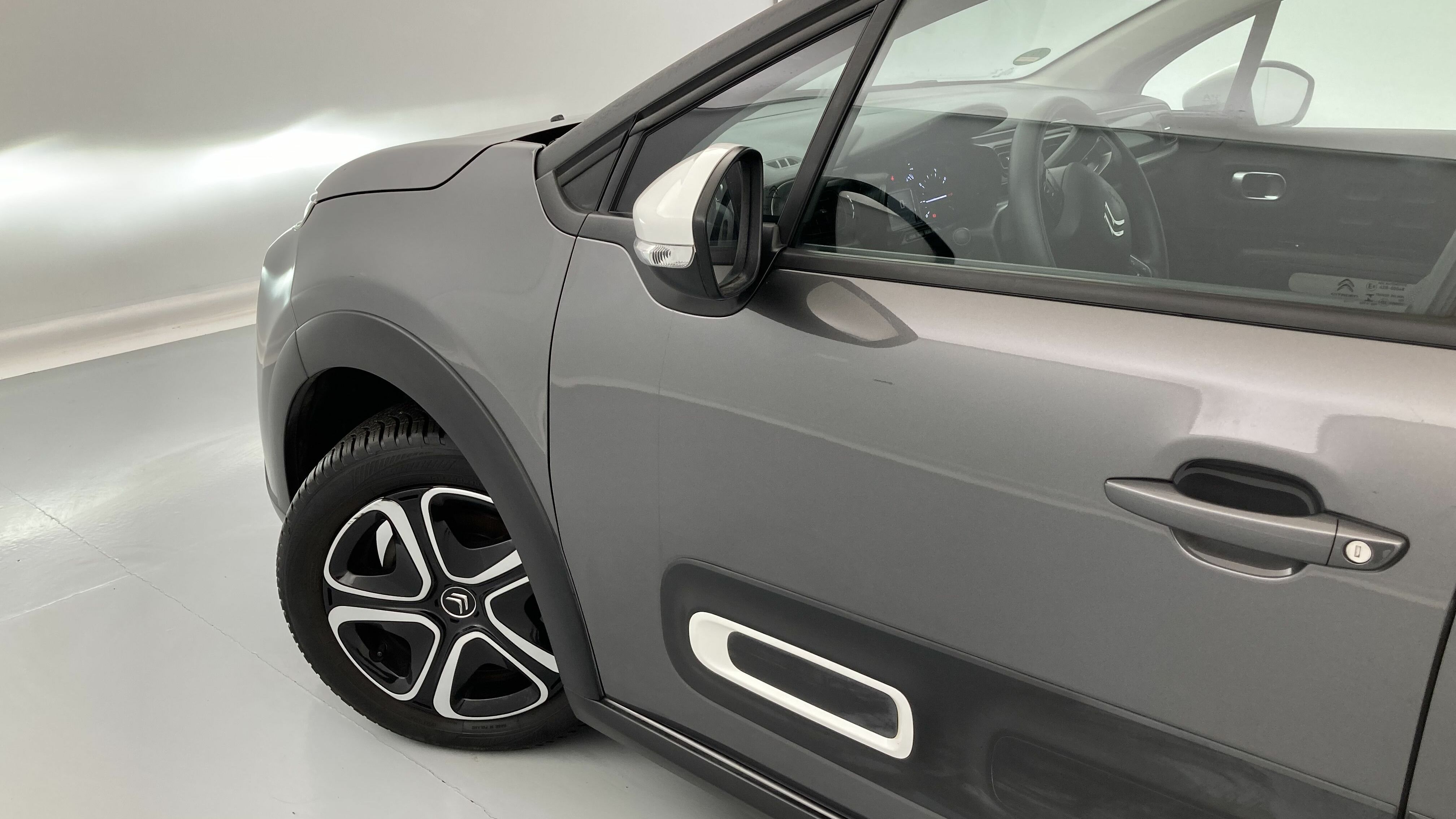 citroen c3 feel pack 1.2 PURETECH 83 2022 platinium grau metallic 28