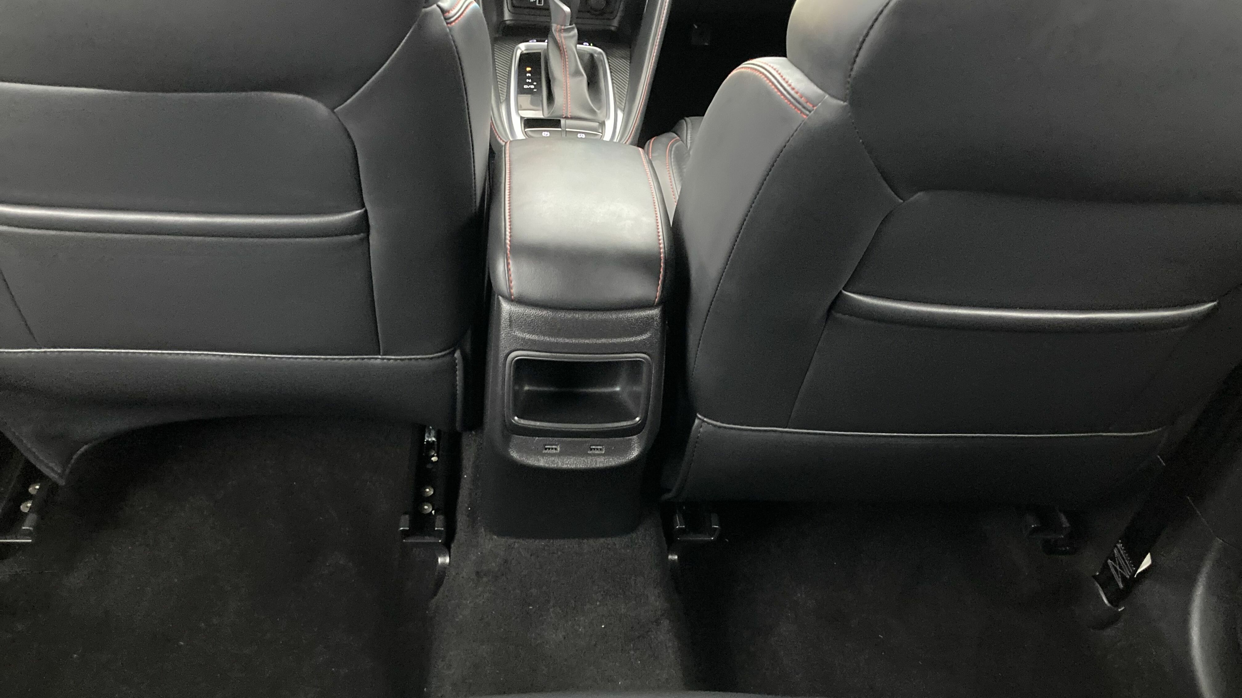 mg zs luxury 1.0 T-GDI 110 AT 2024 pebble black 22