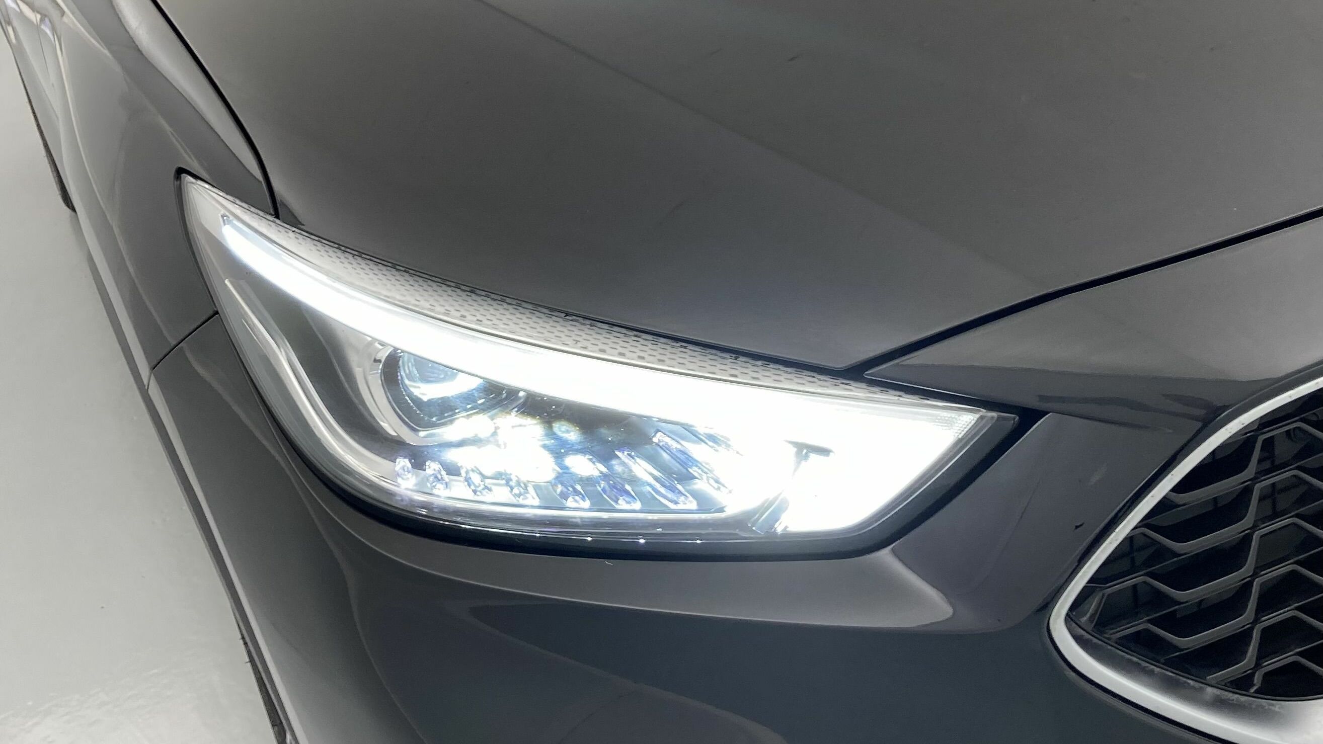 mg zs luxury 1.0 T-GDI 110 AT 2024 pebble black 29