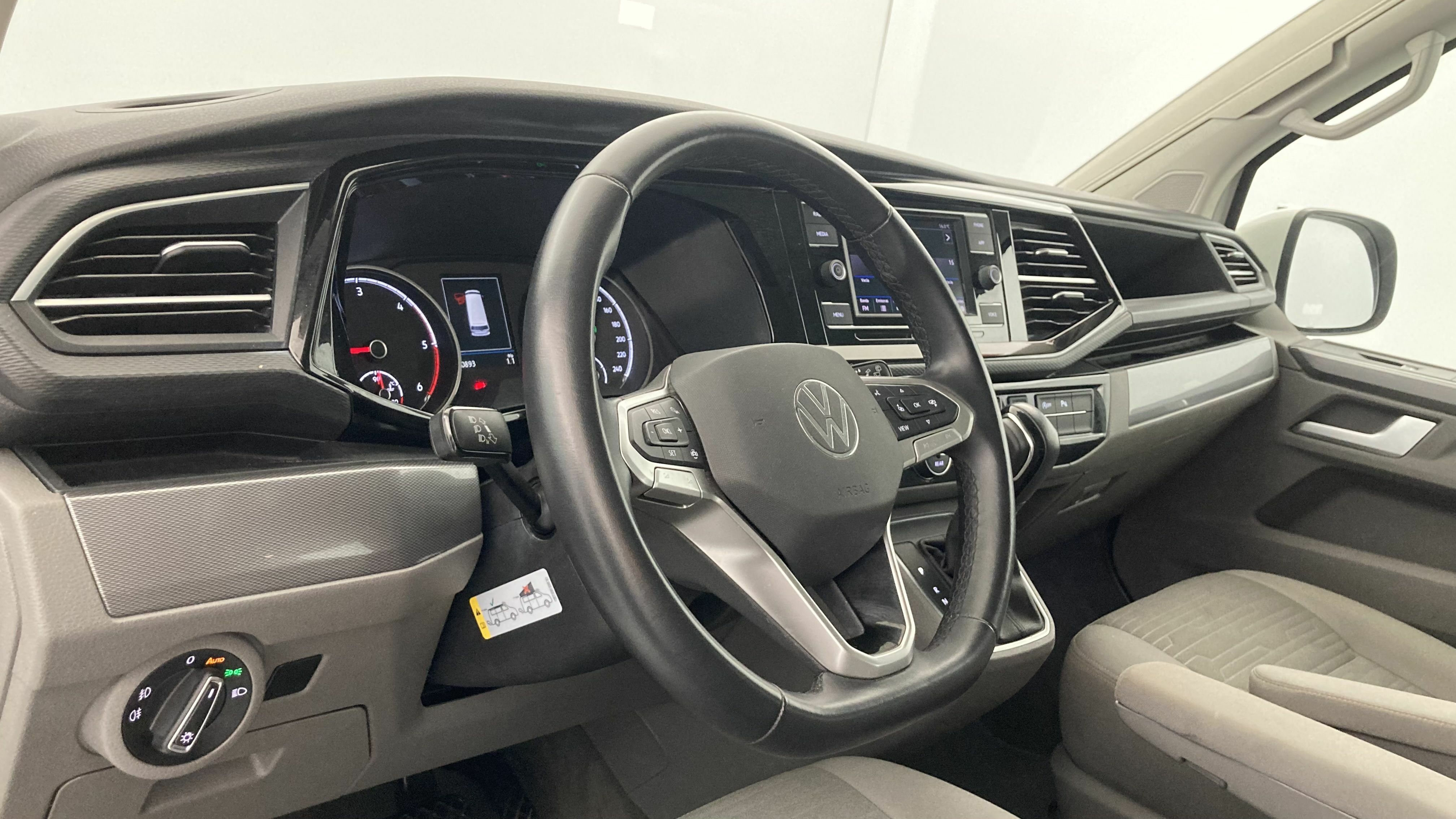 volkswagen california ocean 2.0 TDI 150 DSG 2023 blanco candy 15