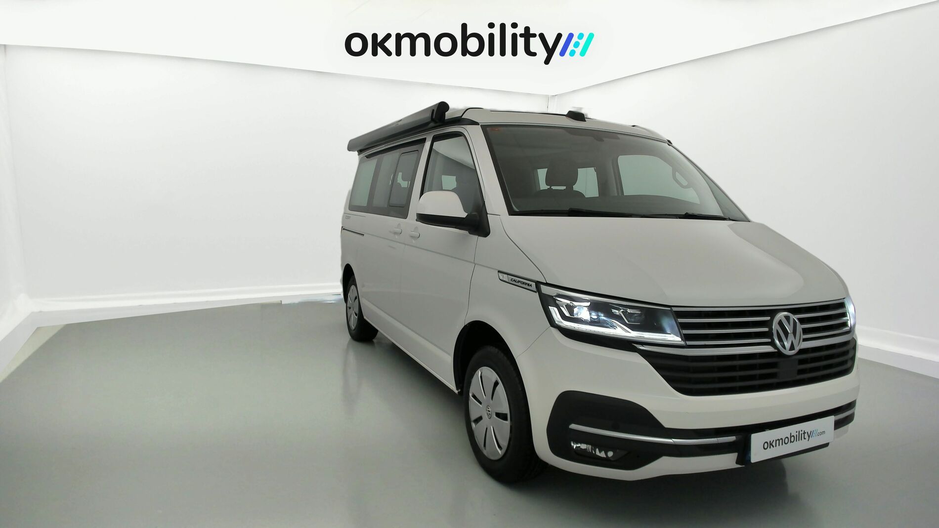 volkswagen california ocean 2.0 TDI 150 DSG 2023 blanco candy 3