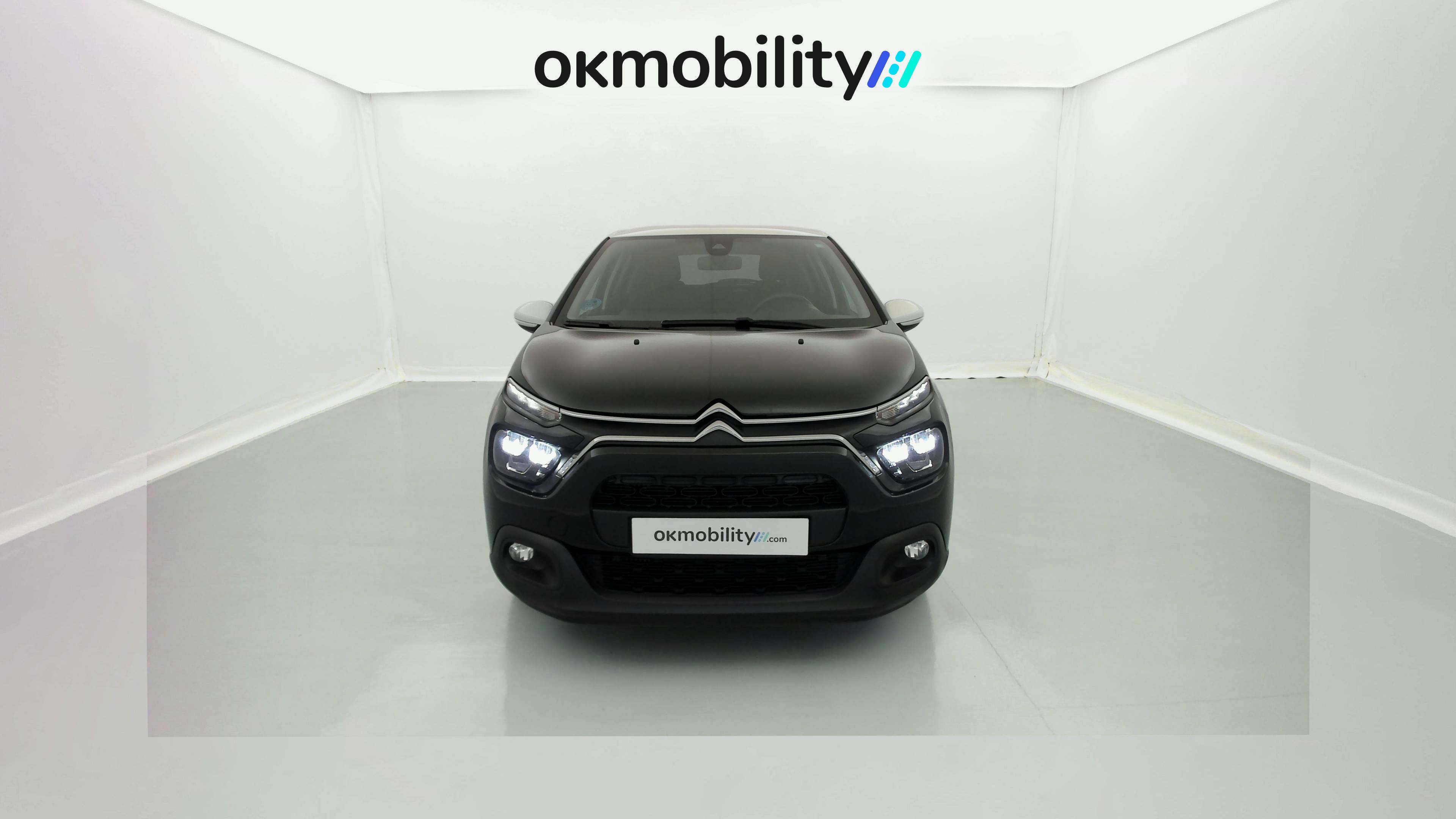 citroen c3 shine 1.2 PURETECH 110 EAT 2023 negro perla / blanco 2