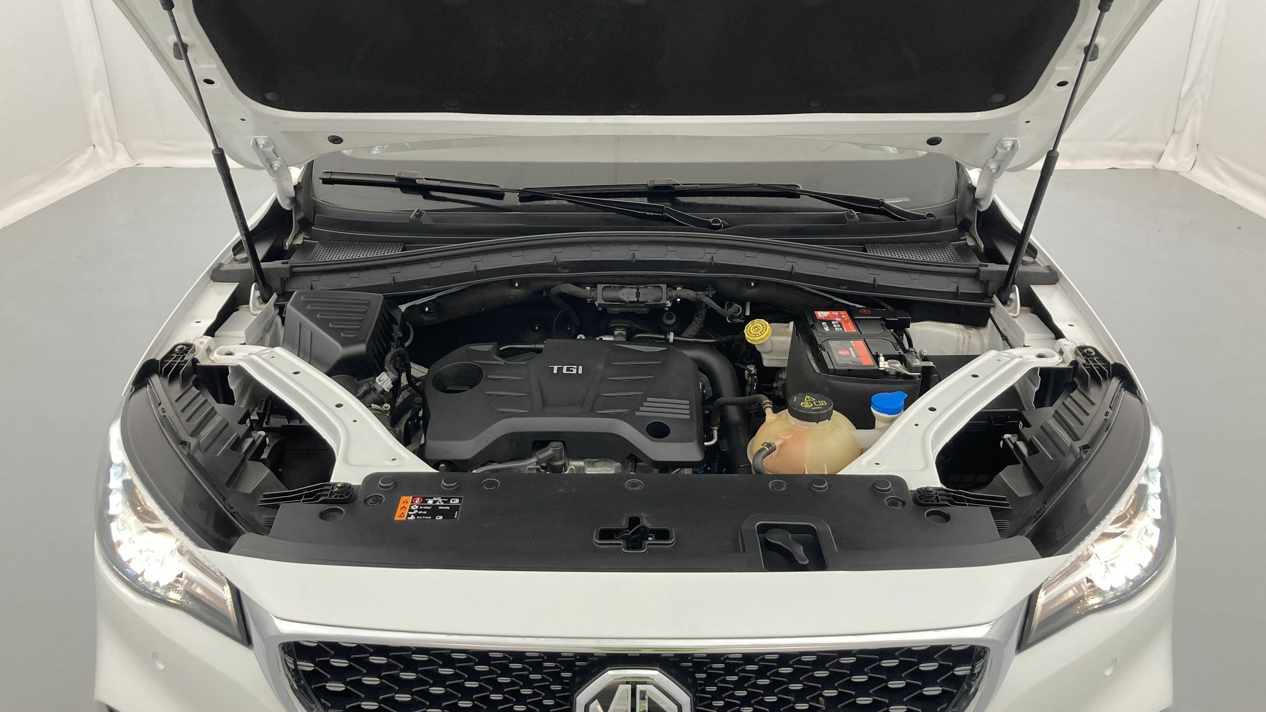 mg hs comfort 1.5 T-GDI 162 AT 2023 white 25