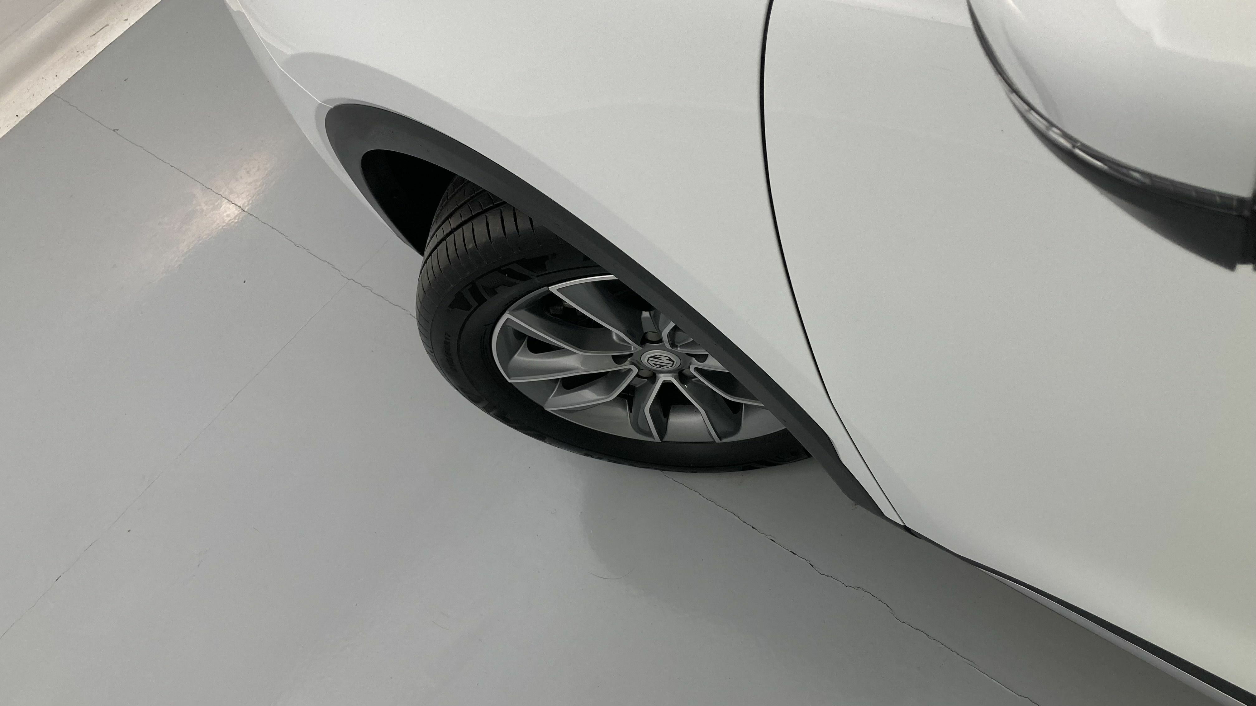 mg hs comfort 1.5 T-GDI 162 AT 2023 white 28