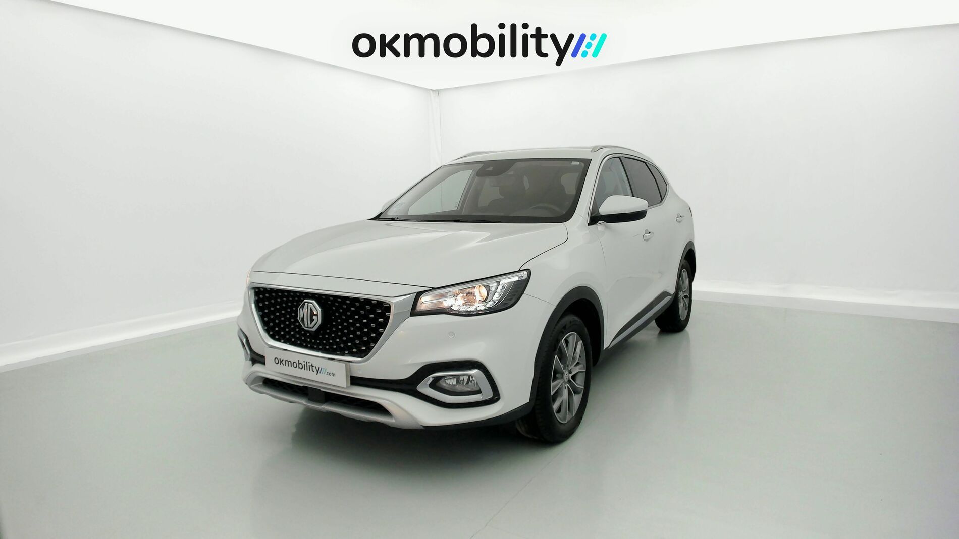 mg hs comfort 1.5 T-GDI 162 AT 2023 white 1