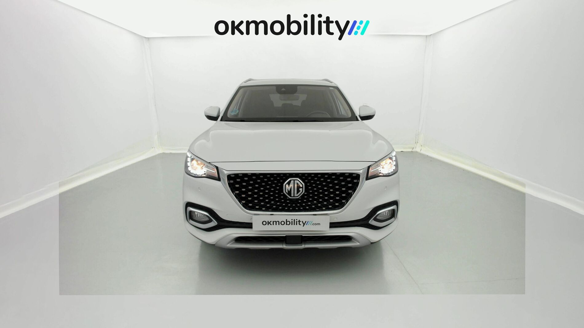 mg hs comfort 1.5 T-GDI 162 AT 2023 white 4