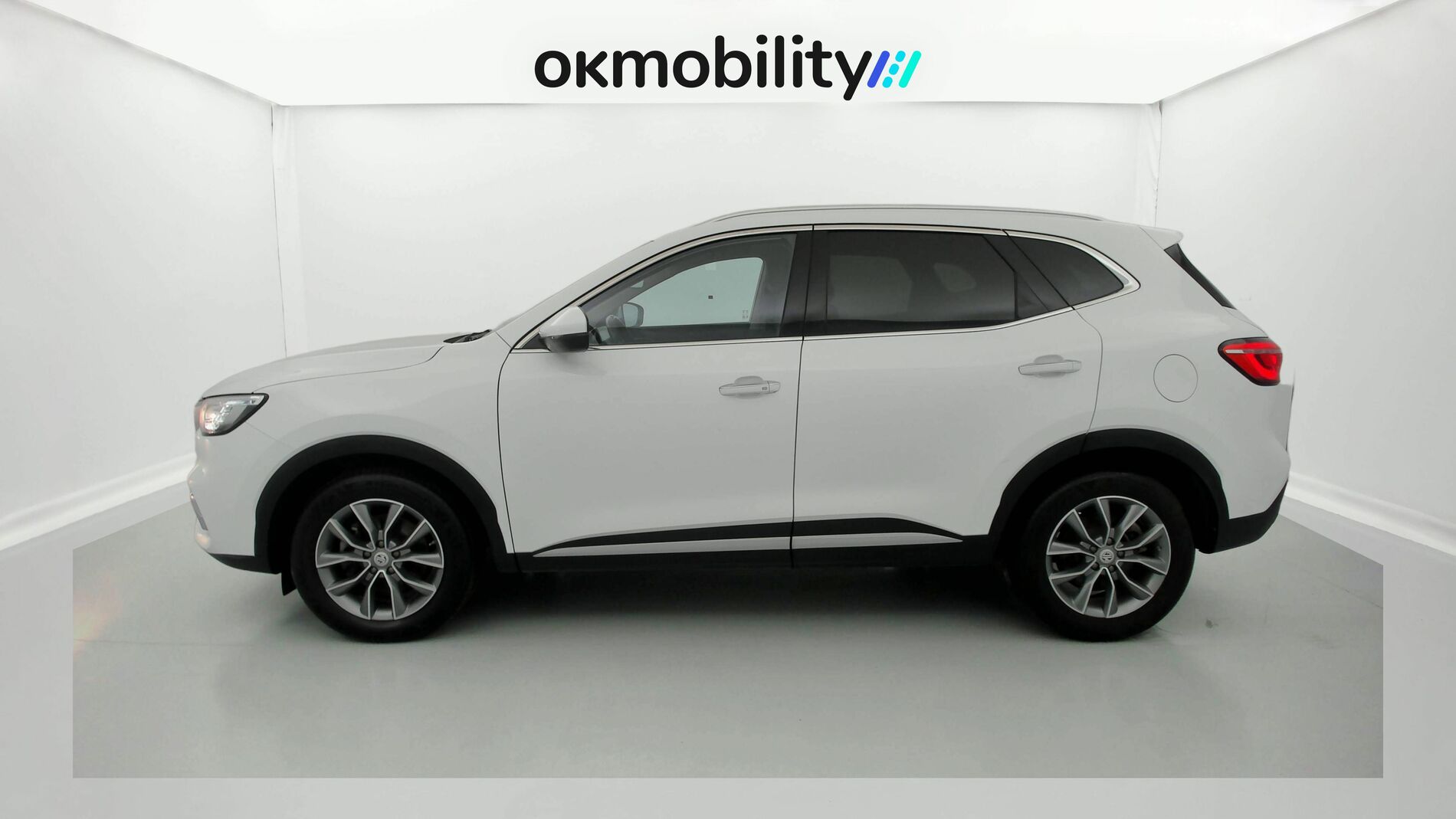 mg hs comfort 1.5 T-GDI 162 AT 2023 white 7