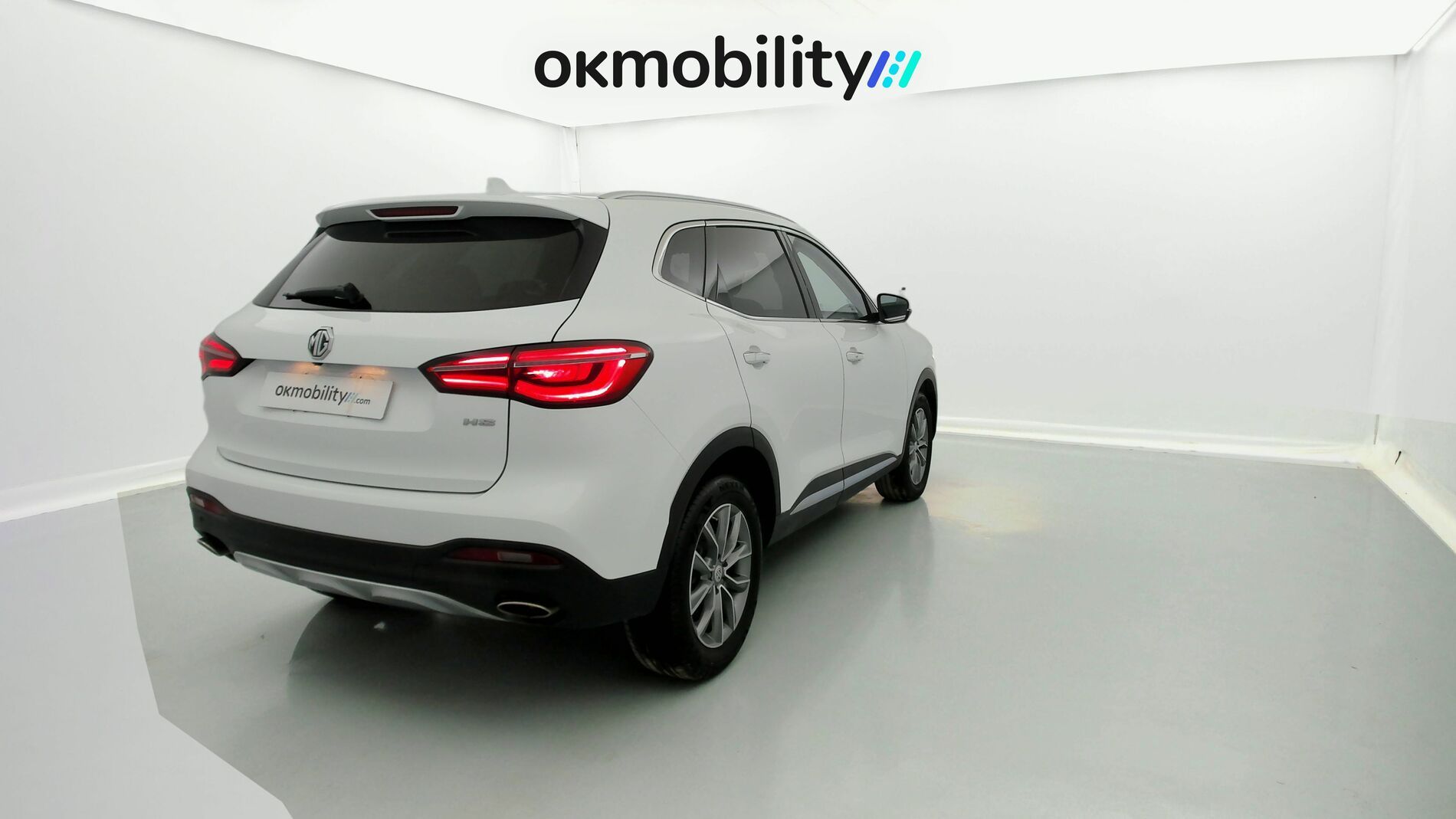 mg hs comfort 1.5 T-GDI 162 AT 2023 white 11