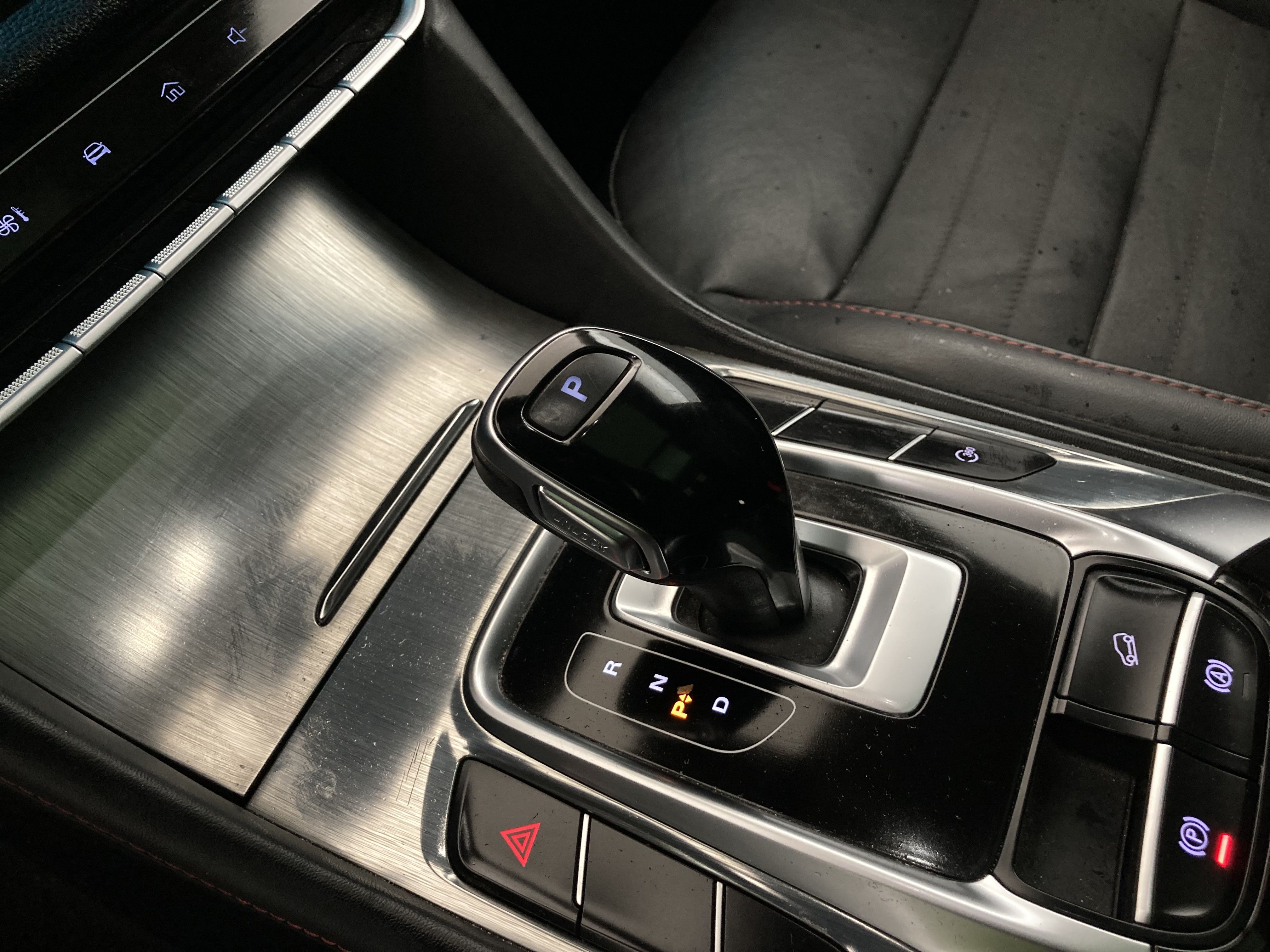 mg ehs phev luxury 1.5 T-GDI 258 PHEV 2023 black 19