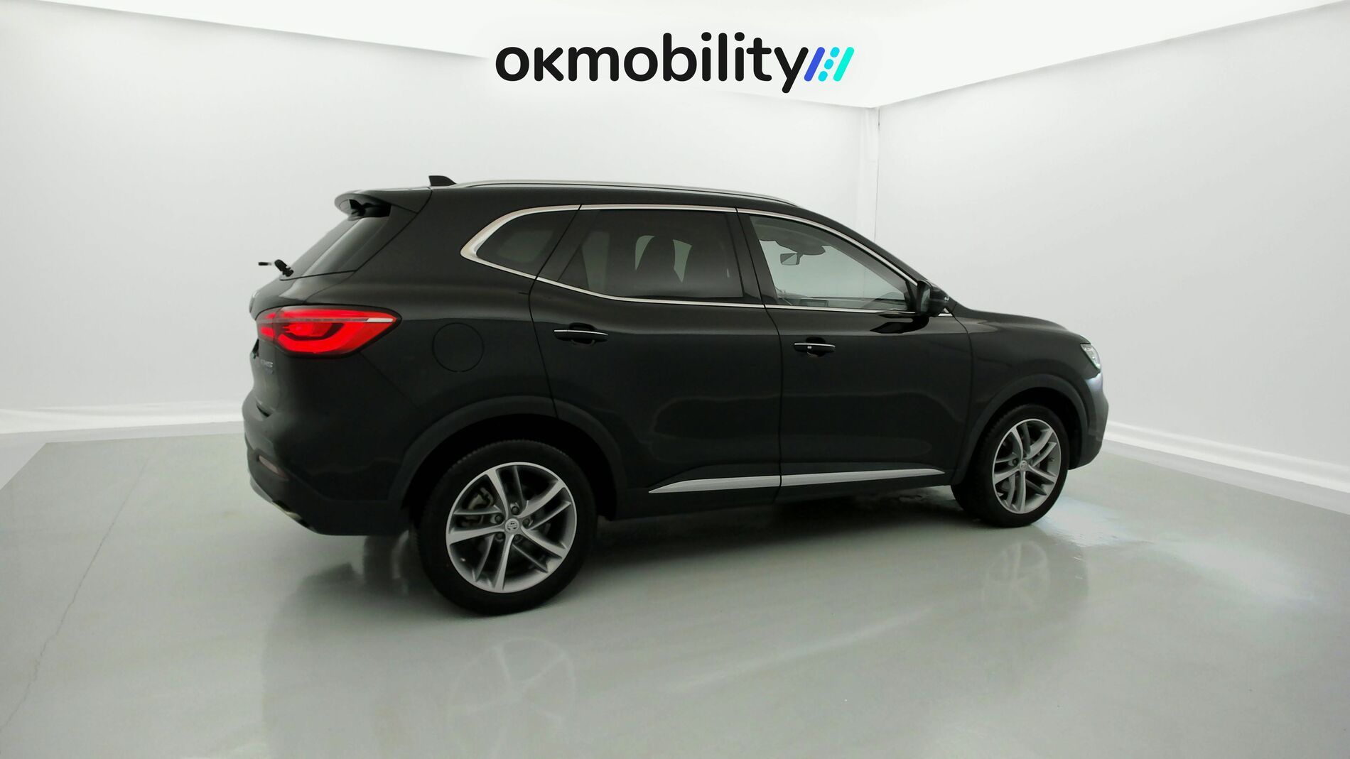 mg ehs phev luxury 1.5 T-GDI 258 PHEV 2023 black 12