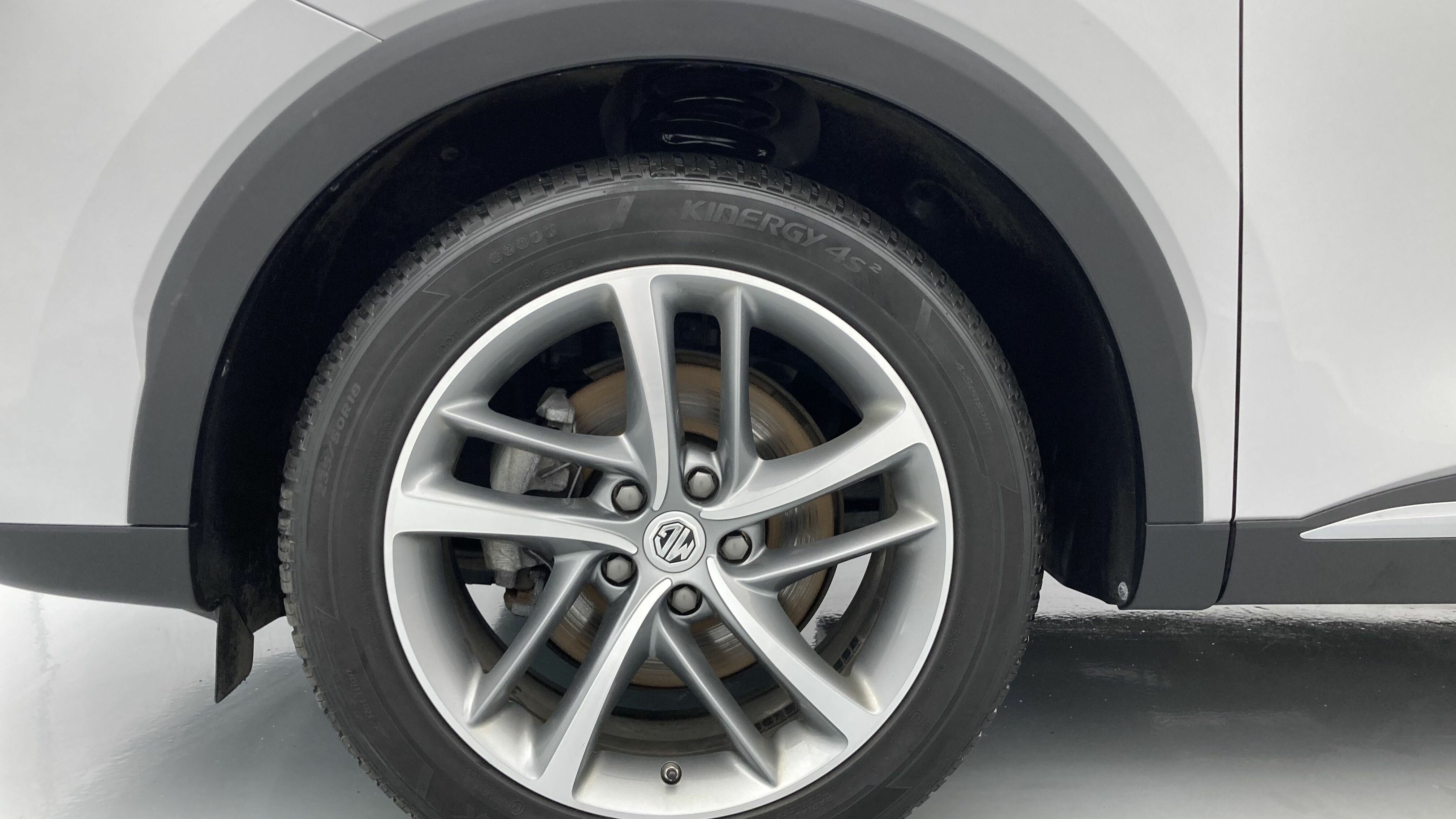 mg hs luxury 1.5 T-GDI 162 AT 2023 medal silver - ssa 28