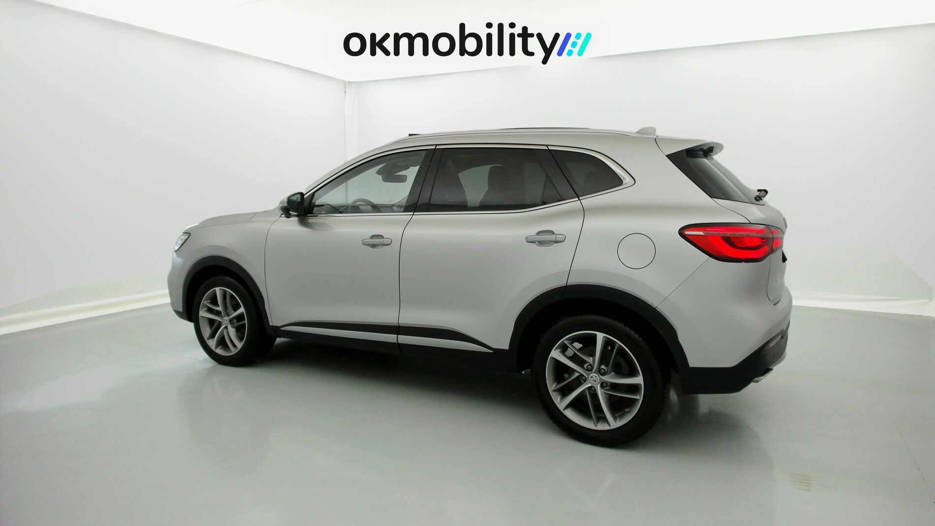 mg hs luxury 1.5 T-GDI 162 AT 2023 medal silver - ssa 9