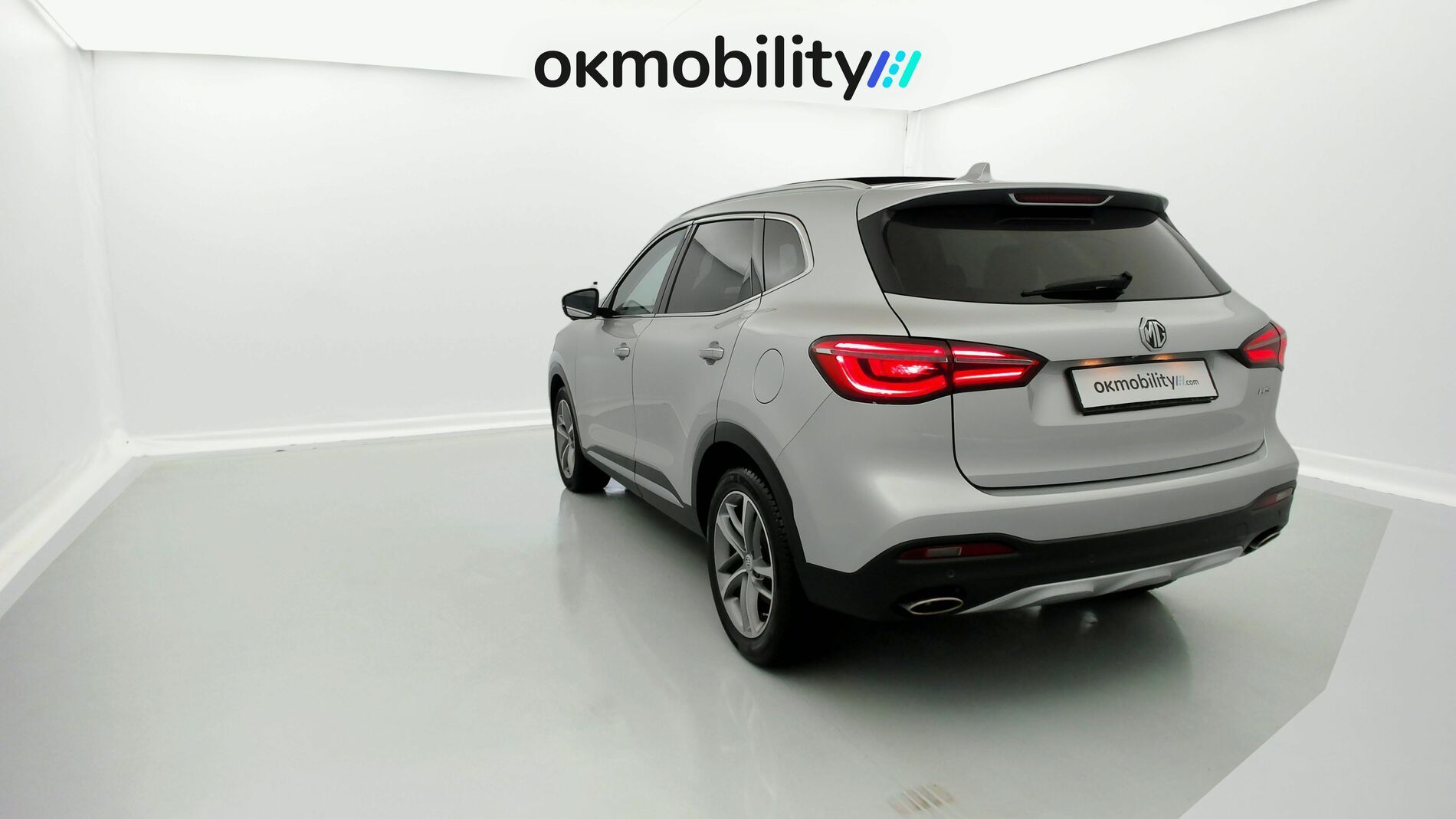 mg hs luxury 1.5 T-GDI 162 AT 2023 medal silver - ssa 10