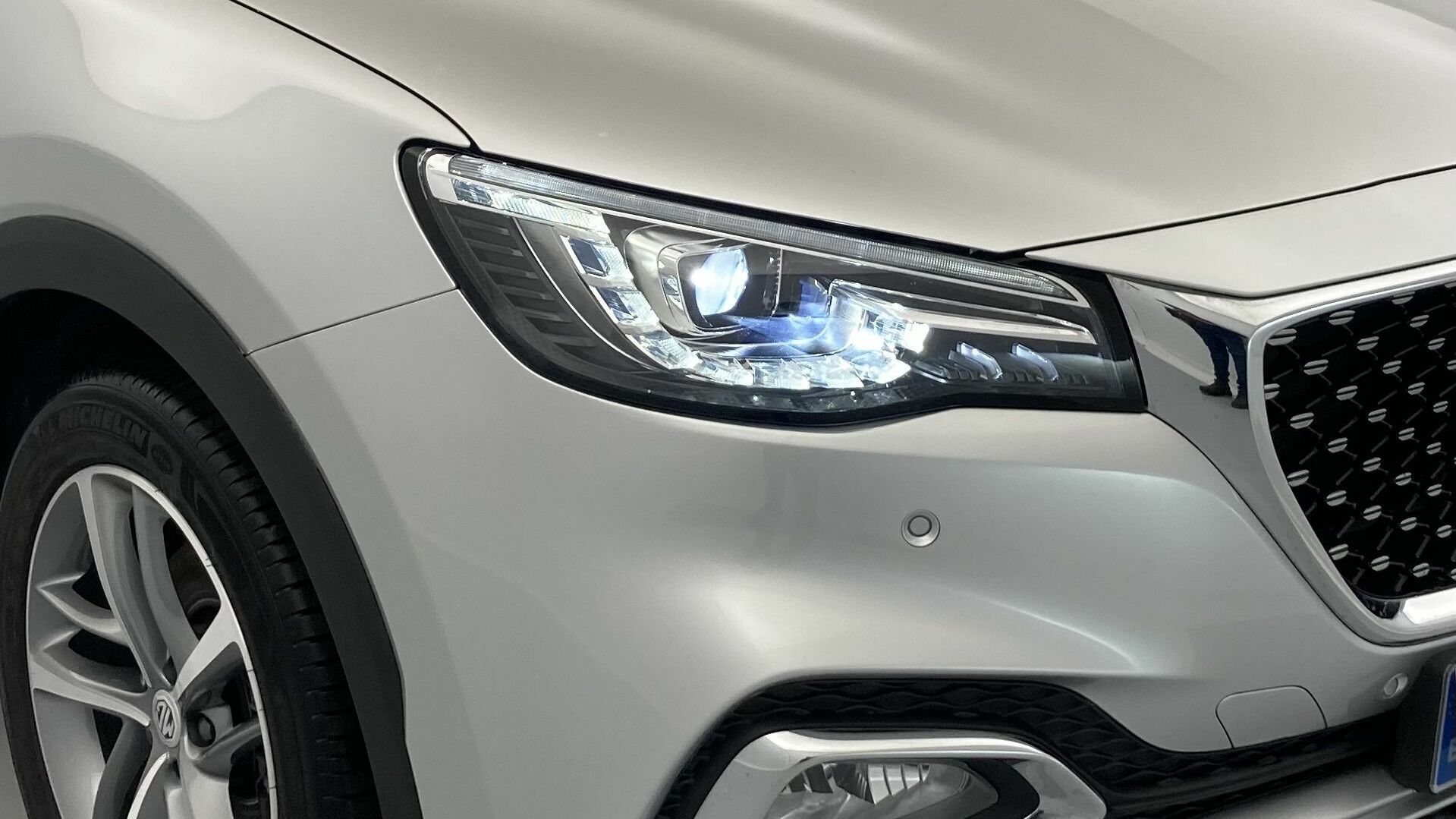 mg ehs phev luxury 1.5 T-GDI 258 PHEV 2023 silver 22