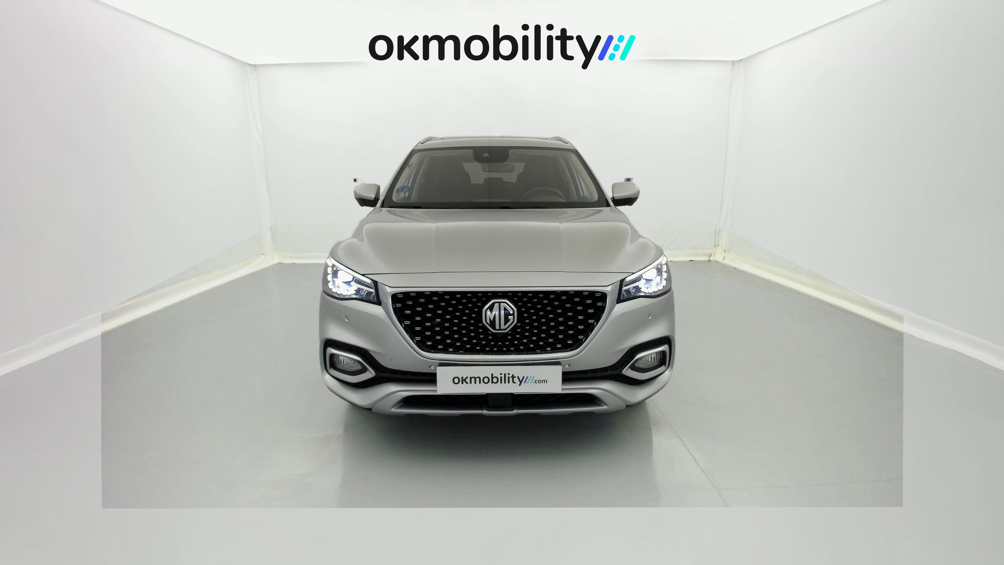 mg ehs phev luxury 1.5 T-GDI 258 PHEV 2023 silver 4