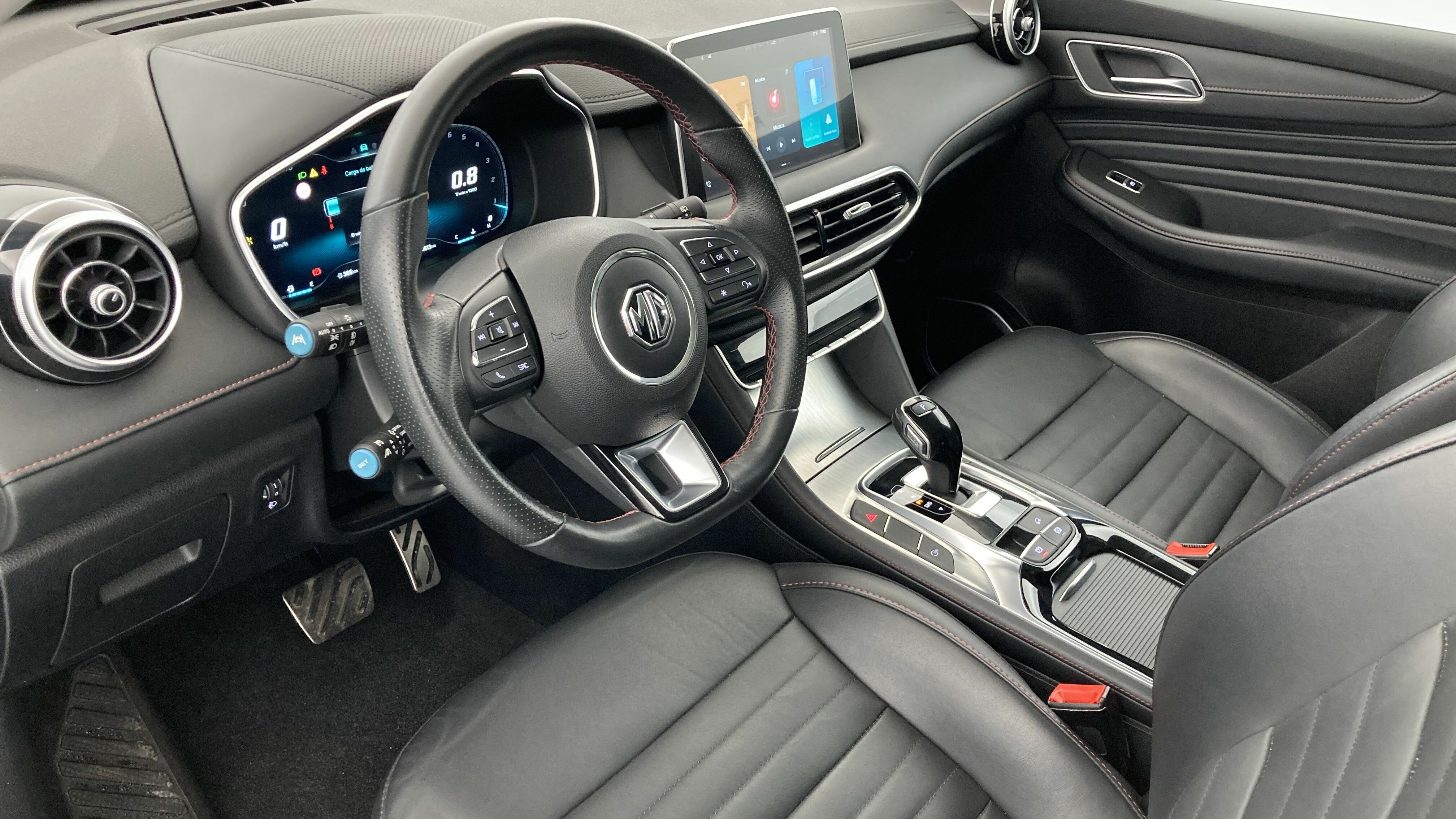 mg hs luxury 1.5 T-GDI 162 AT 2023 pebble black - pbc 16