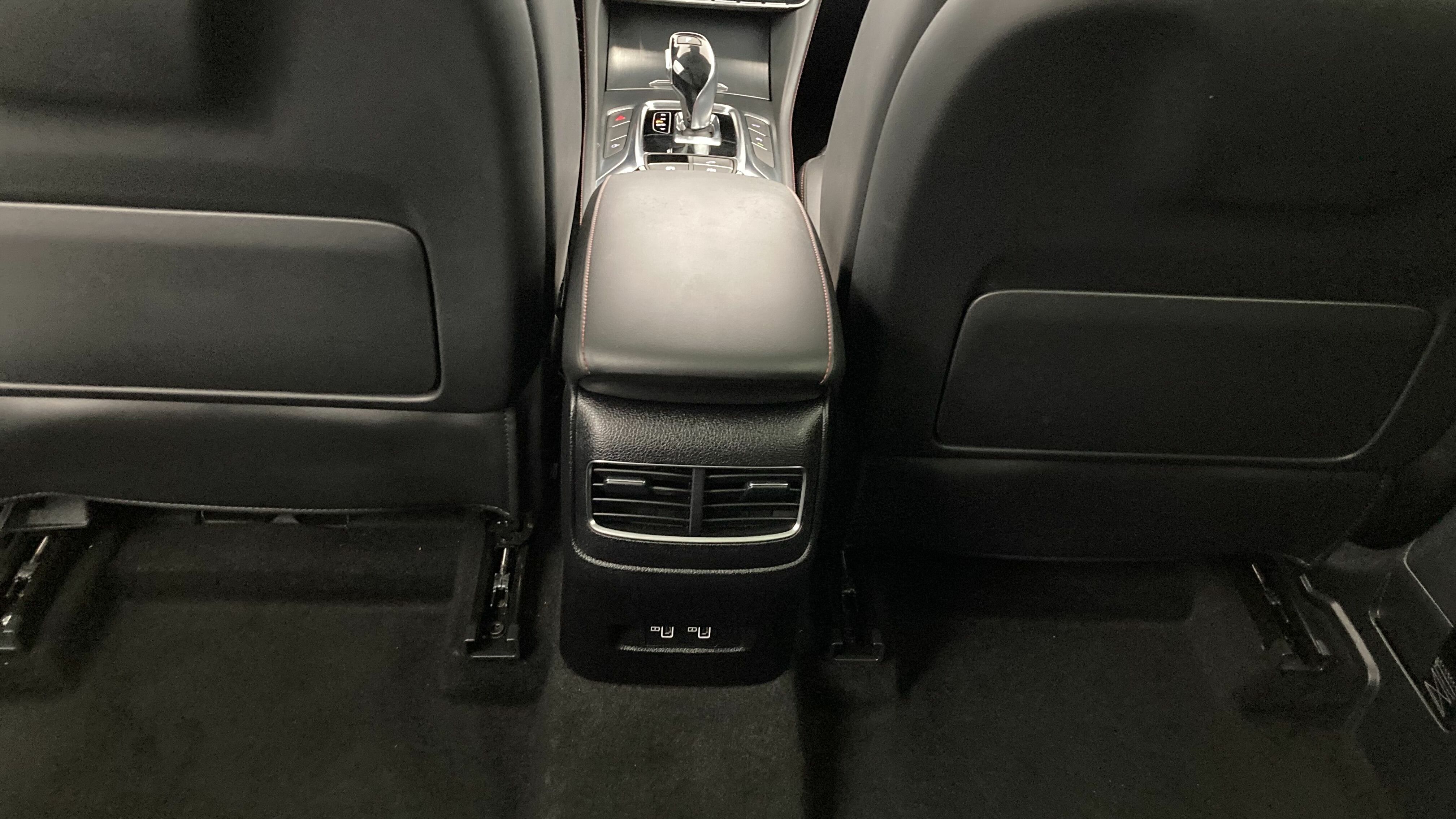 mg hs luxury 1.5 T-GDI 162 AT 2023 pebble black - pbc 23