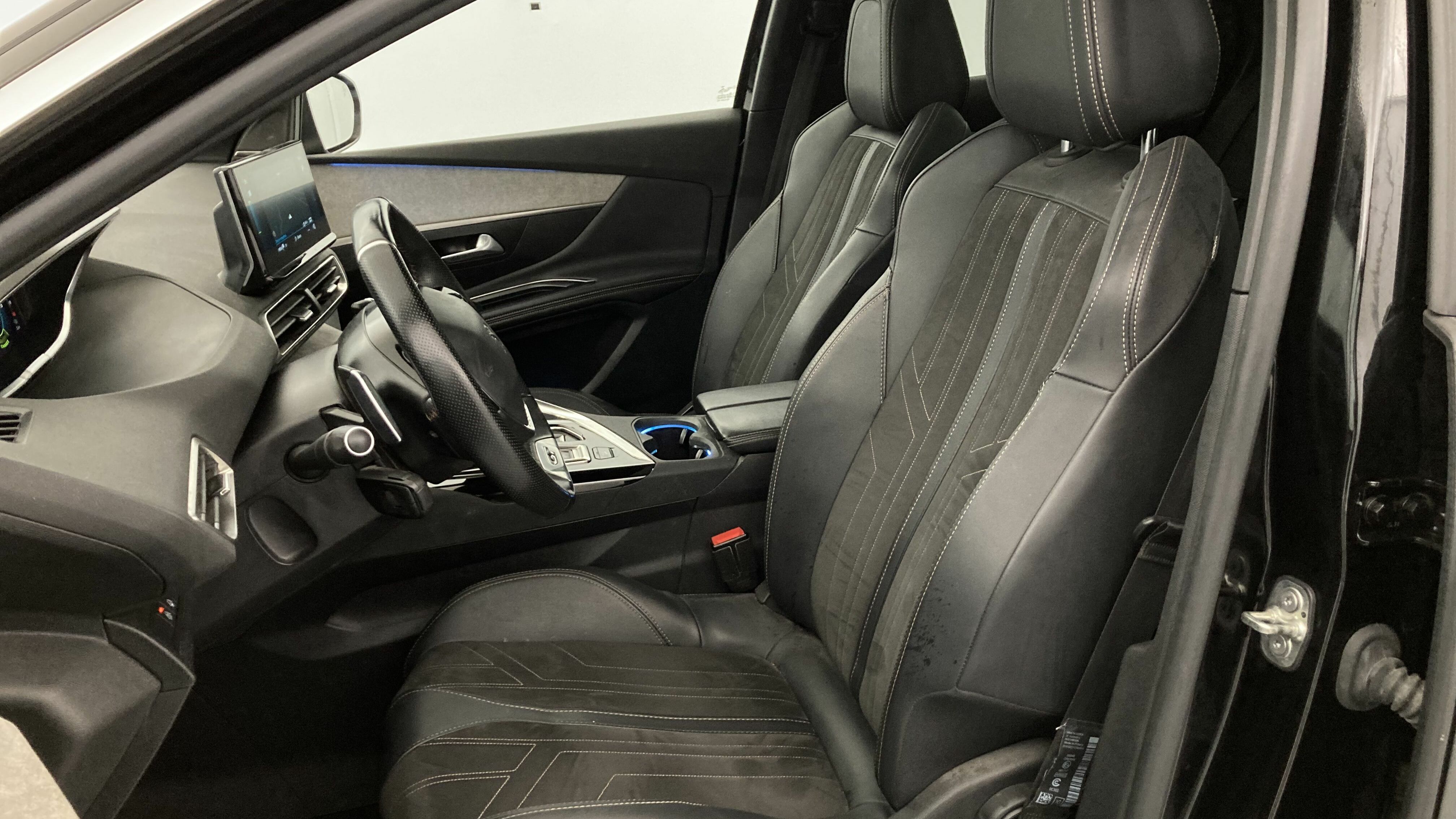 peugeot 3008 gt pack 1.6 HYBRID 300 EAT PHEV 2022 negro perla nera 13