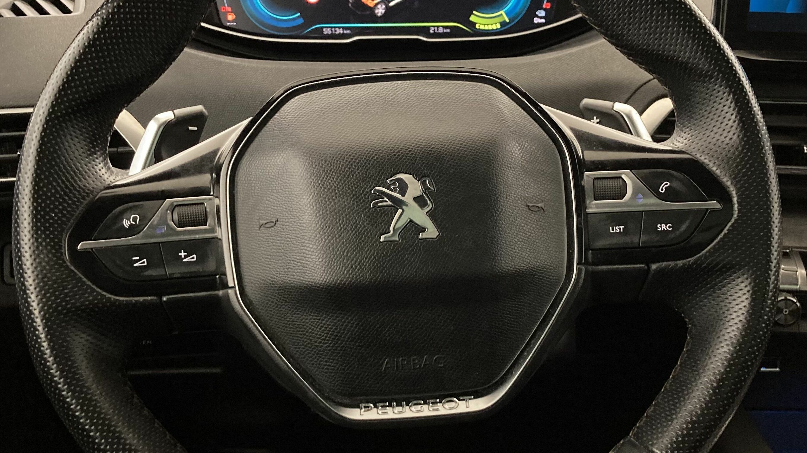 peugeot 3008 gt pack 1.6 HYBRID 300 EAT PHEV 2022 negro perla nera 16