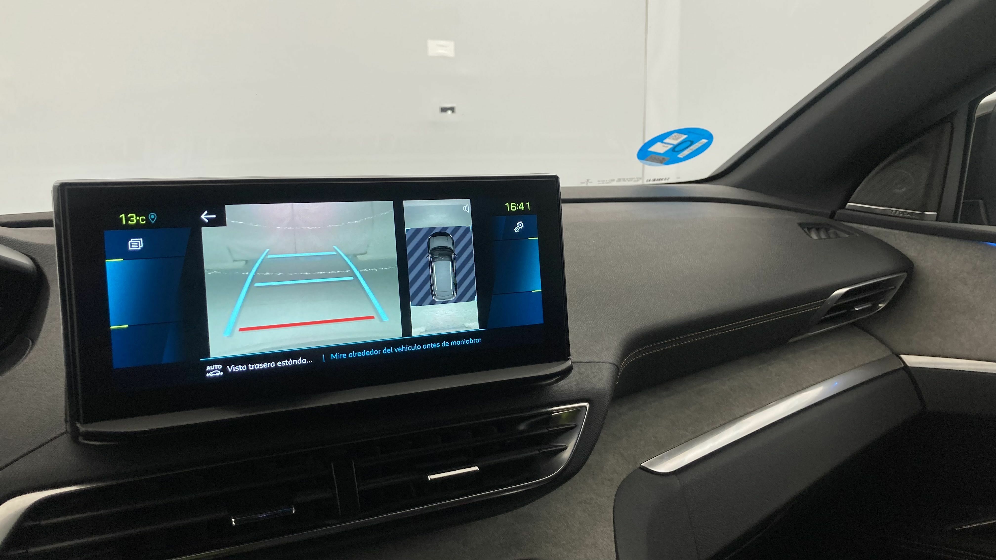 peugeot 3008 gt pack 1.6 HYBRID 300 EAT PHEV 2022 negro perla nera 18