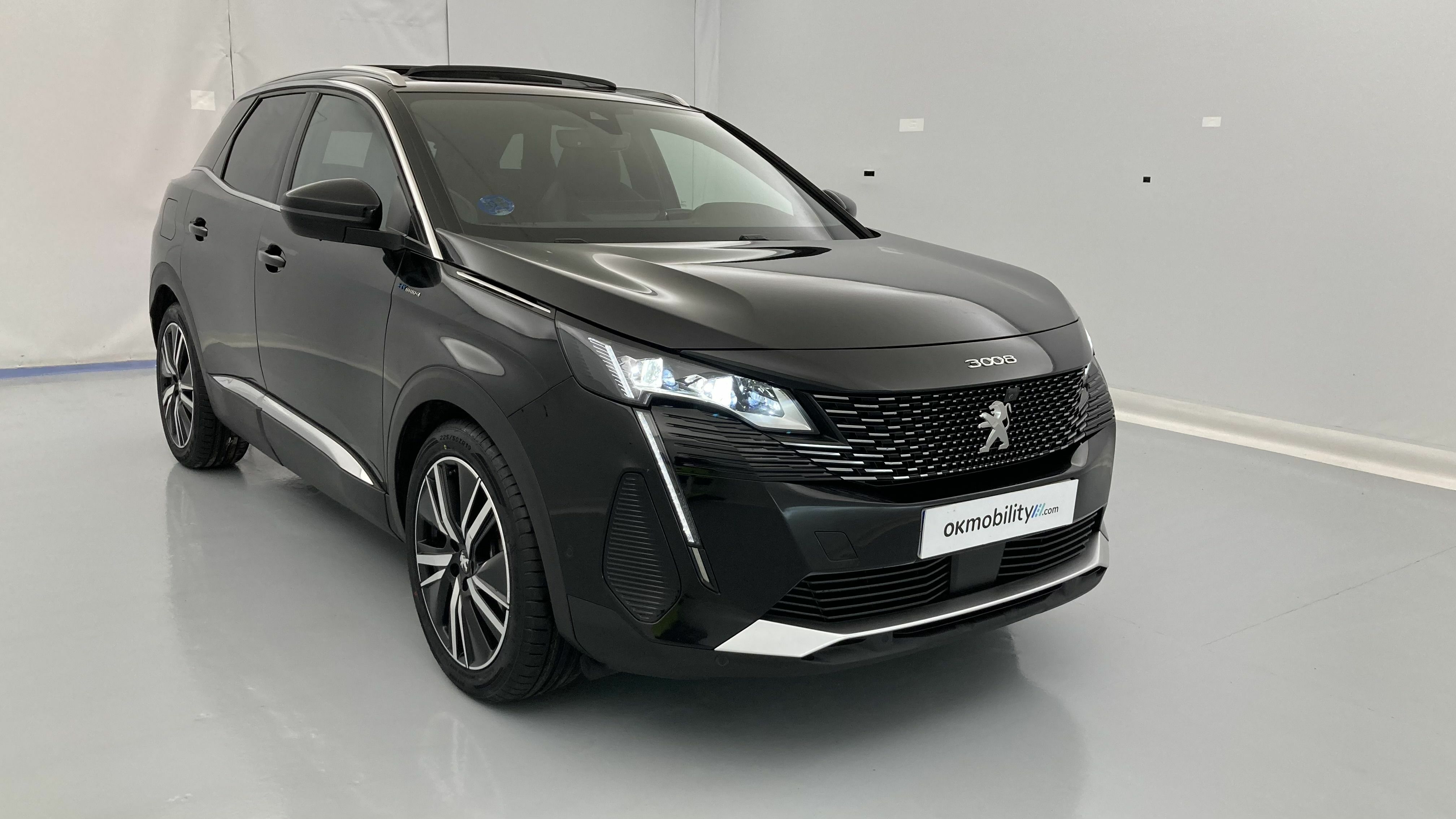 peugeot 3008 gt pack 1.6 HYBRID 300 EAT PHEV 2022 negro perla nera 22