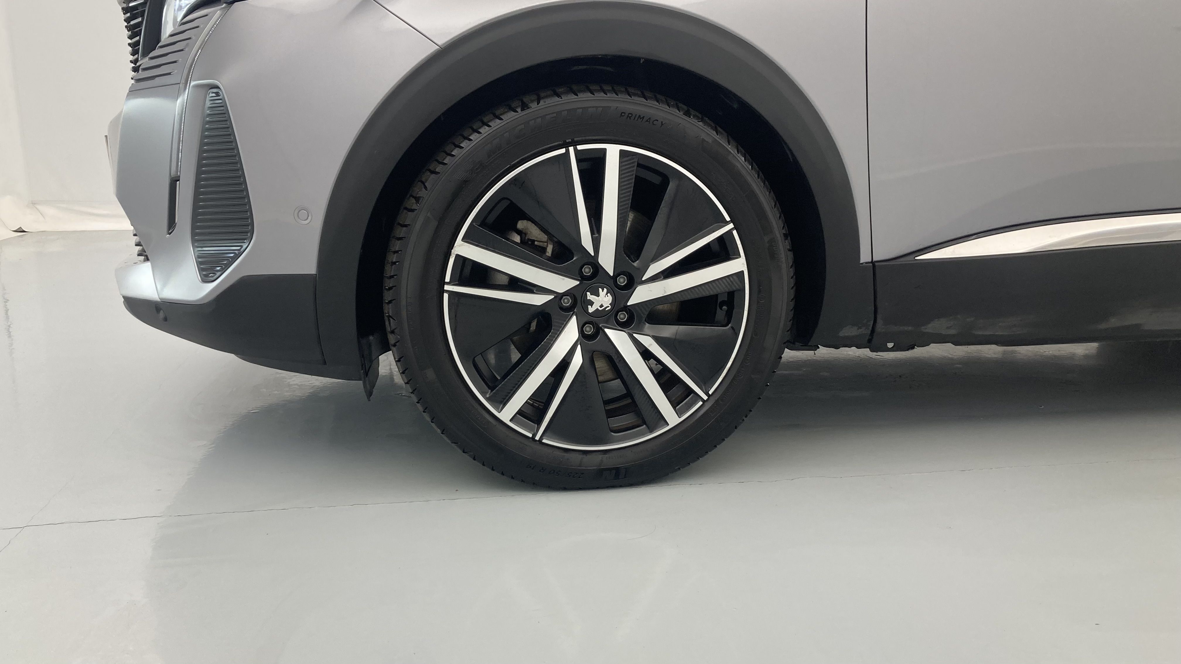 peugeot 3008 gt pack 1.6 HYBRID 300 EAT PHEV 2022 gris artense / negro 31