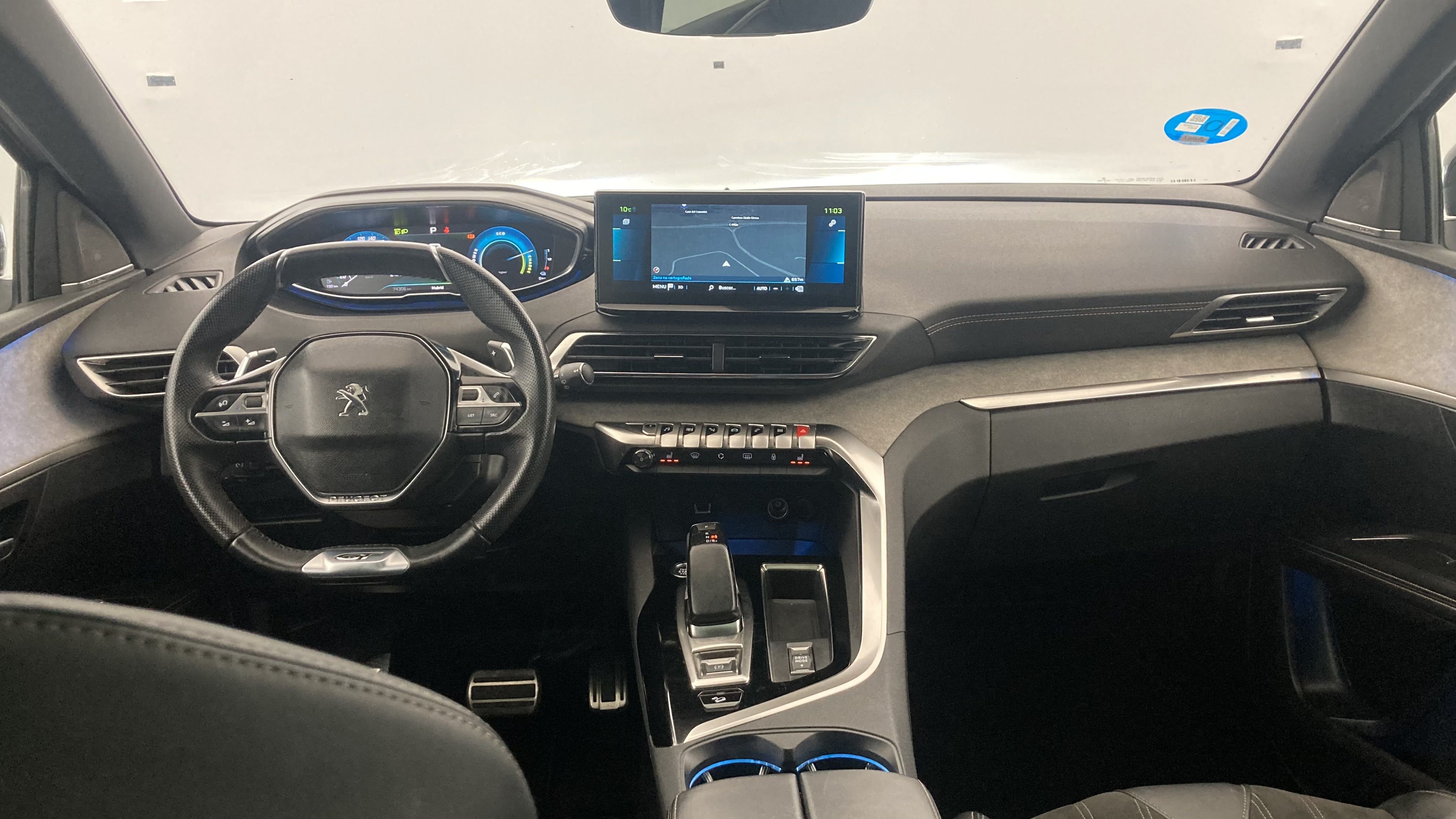 peugeot 3008 gt pack 1.6 HYBRID 300 EAT PHEV 2022 gris artense / negro 32