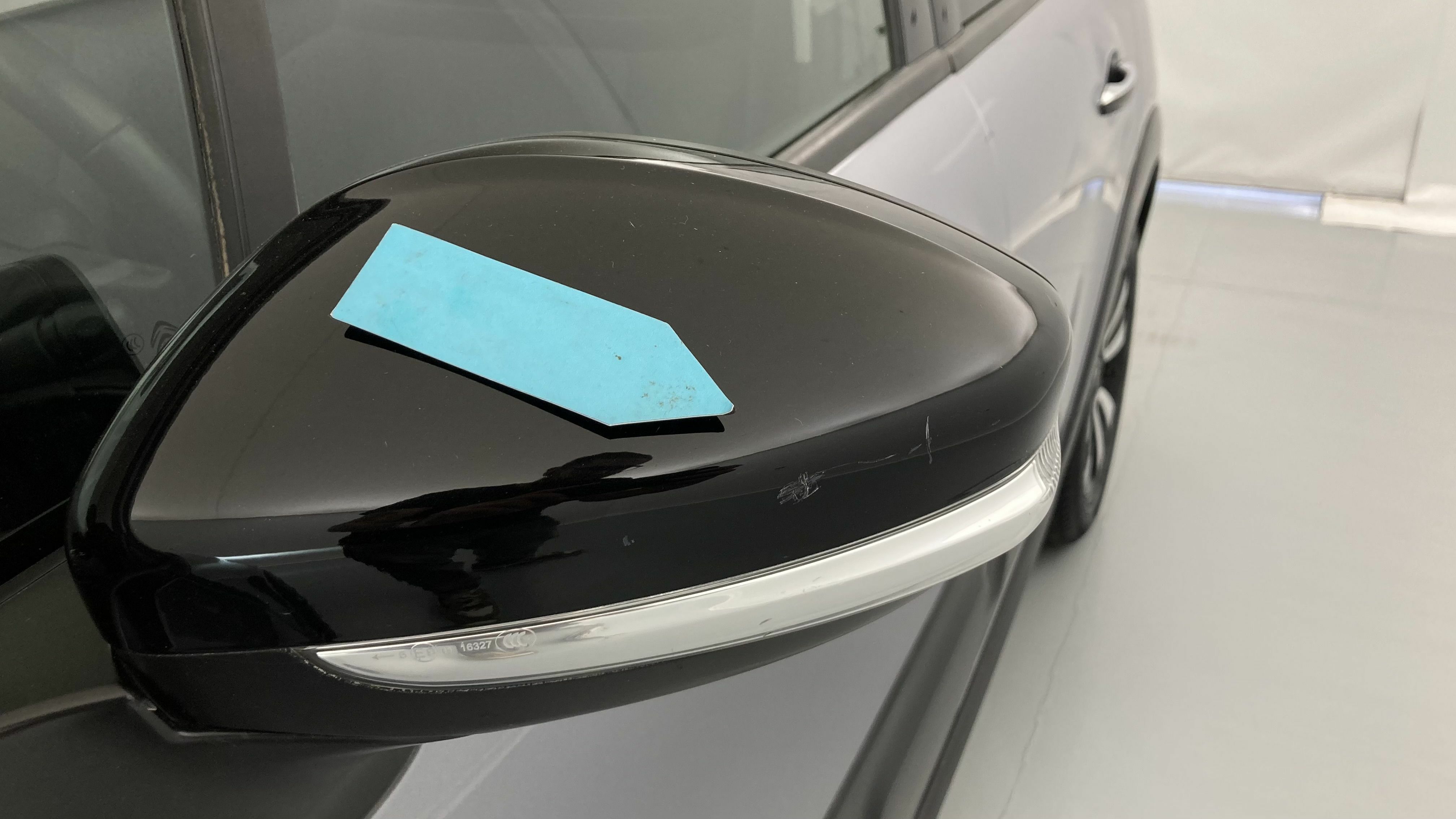 citroen c3 shine 1.2 PURETECH 83 2023 gris acero / negro 32