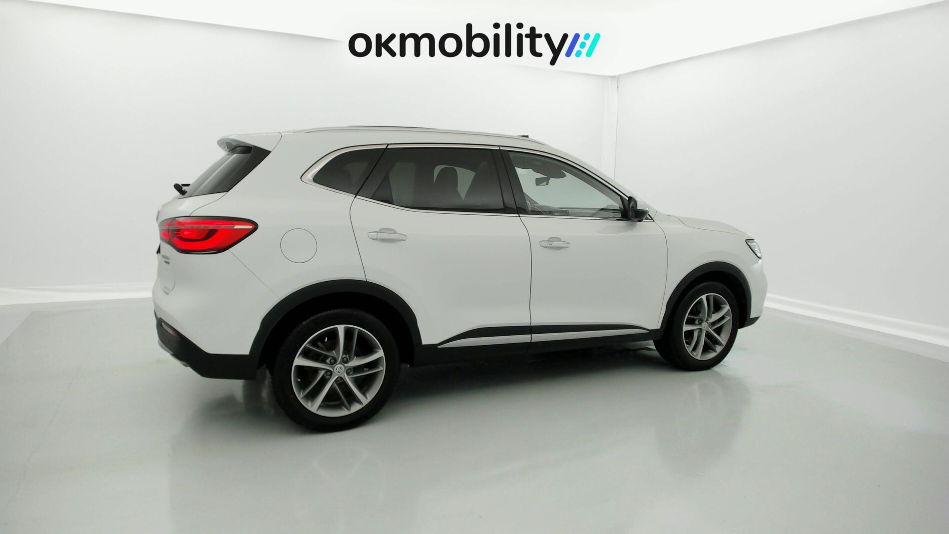 mg ehs phev exclusive 1.5 T-GDI 258 PHEV 2022 dover white 12