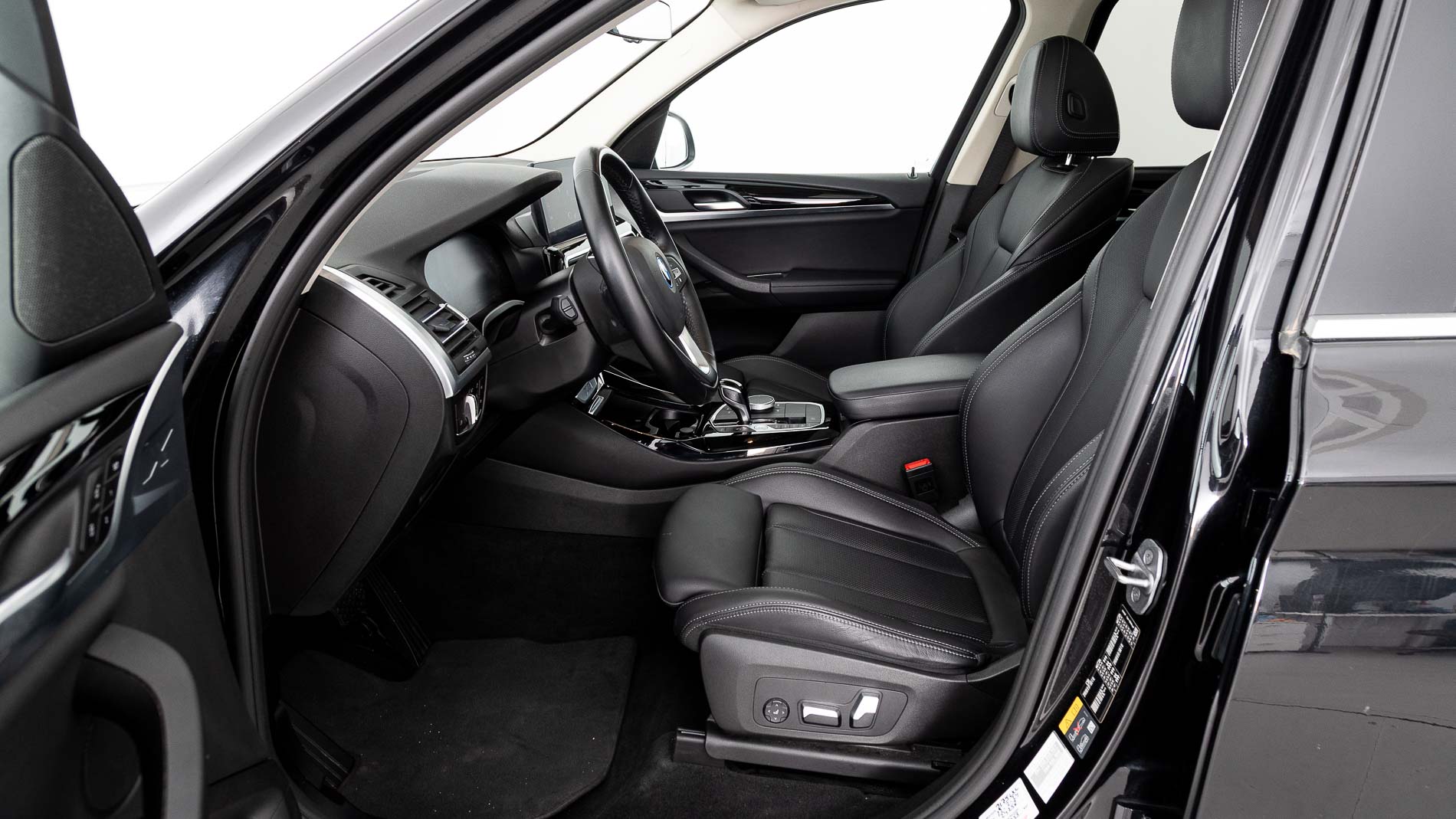 bmw x3 x line 30E XDRIVE 292 CA 2022 saphirschwarz 22